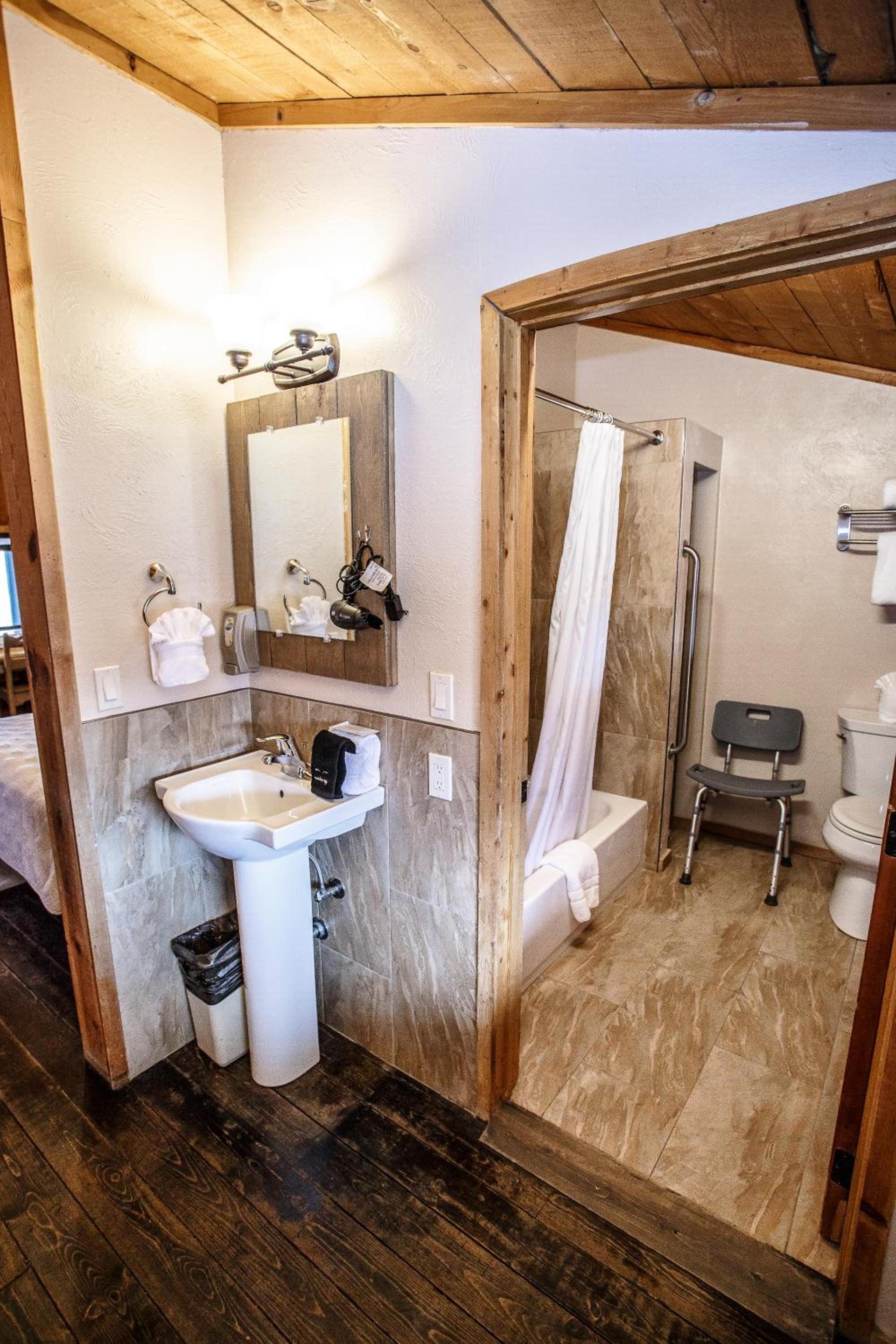 Chama Trails Motel photo 12