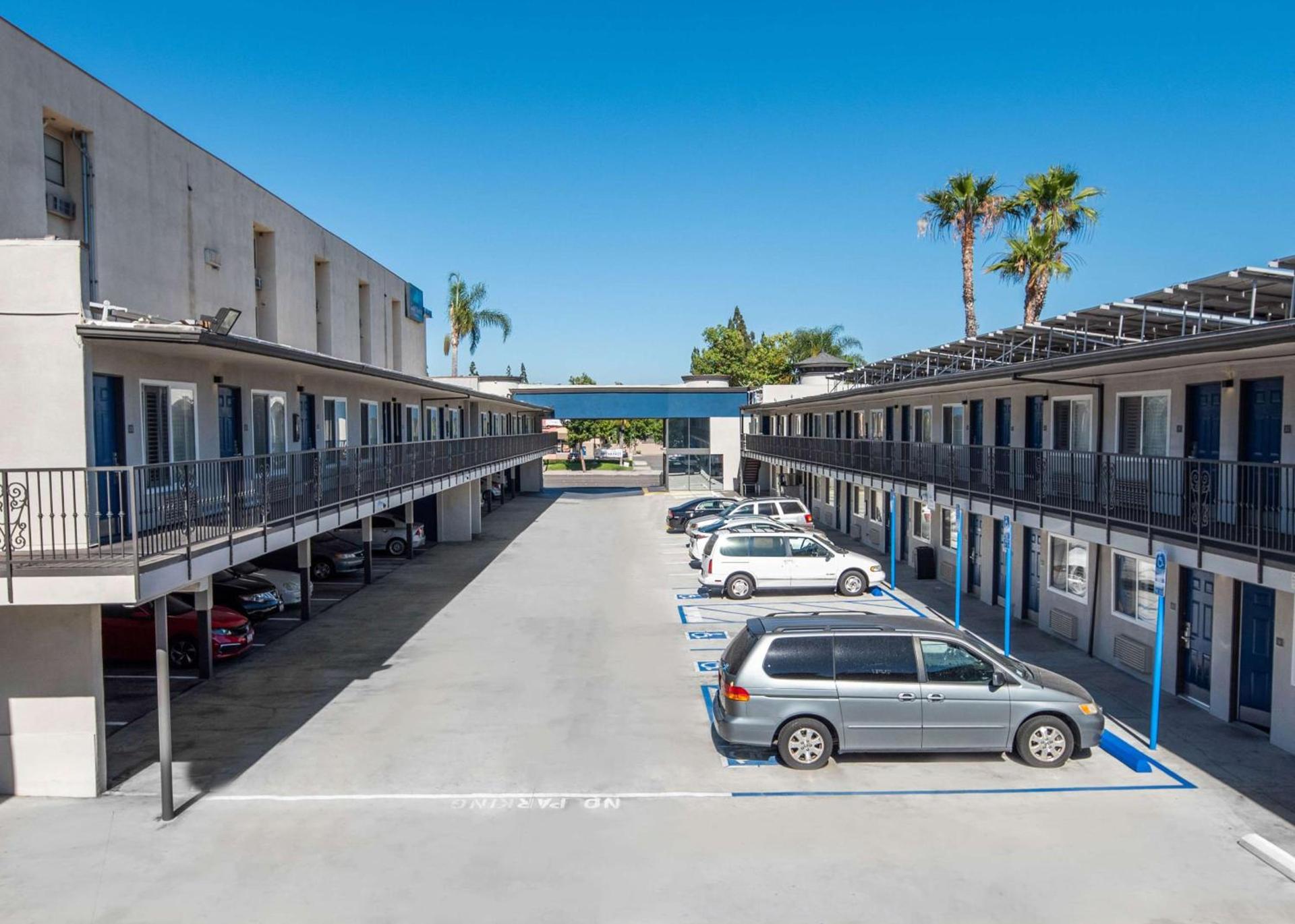 Motel 6-Anaheim, CA - Convention Center photo 3