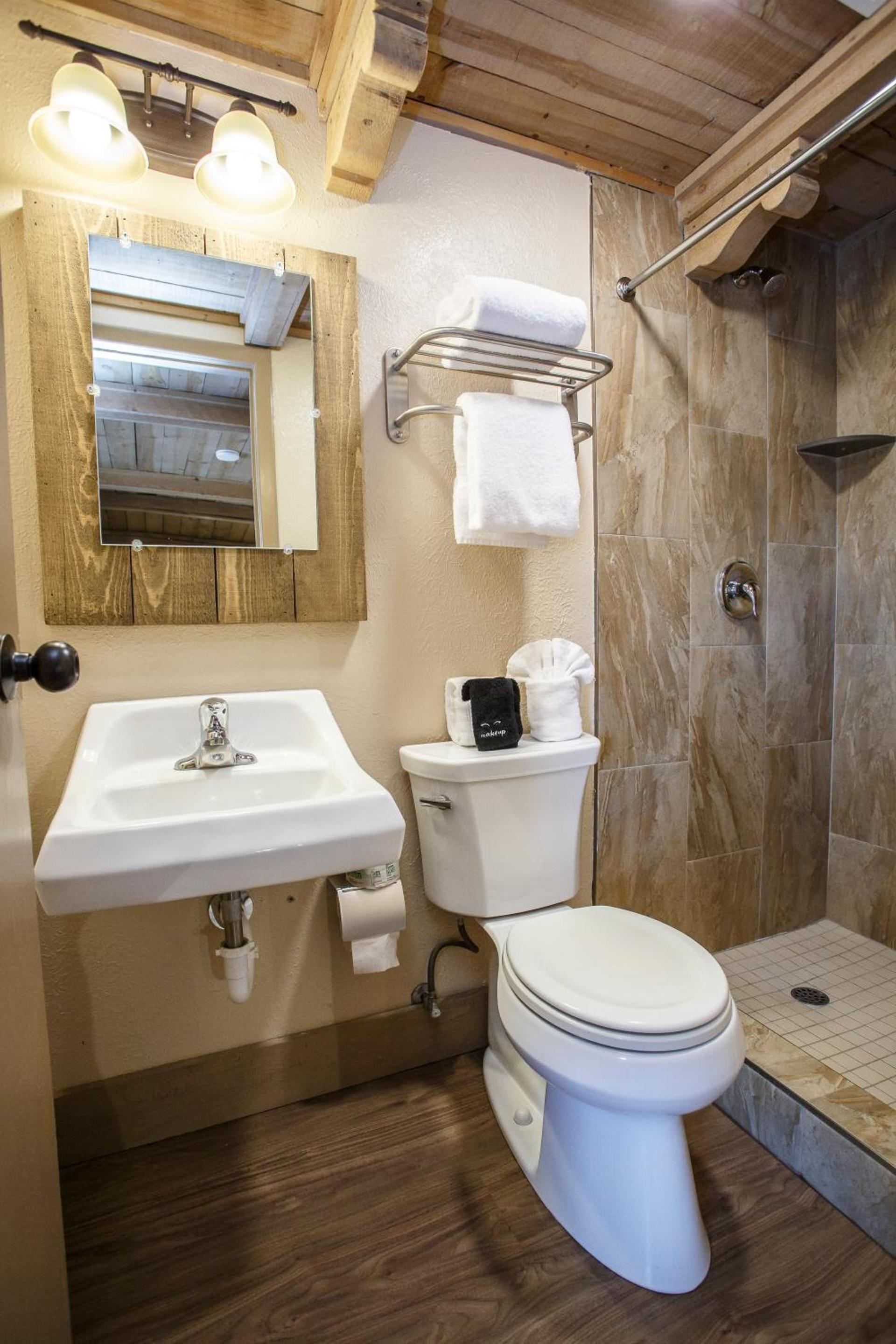 Chama Trails Motel photo 13