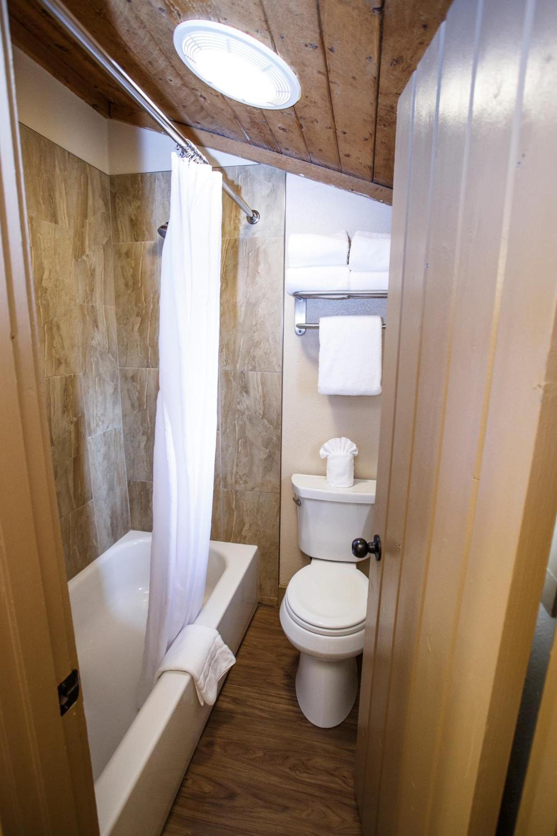 Chama Trails Motel photo 17