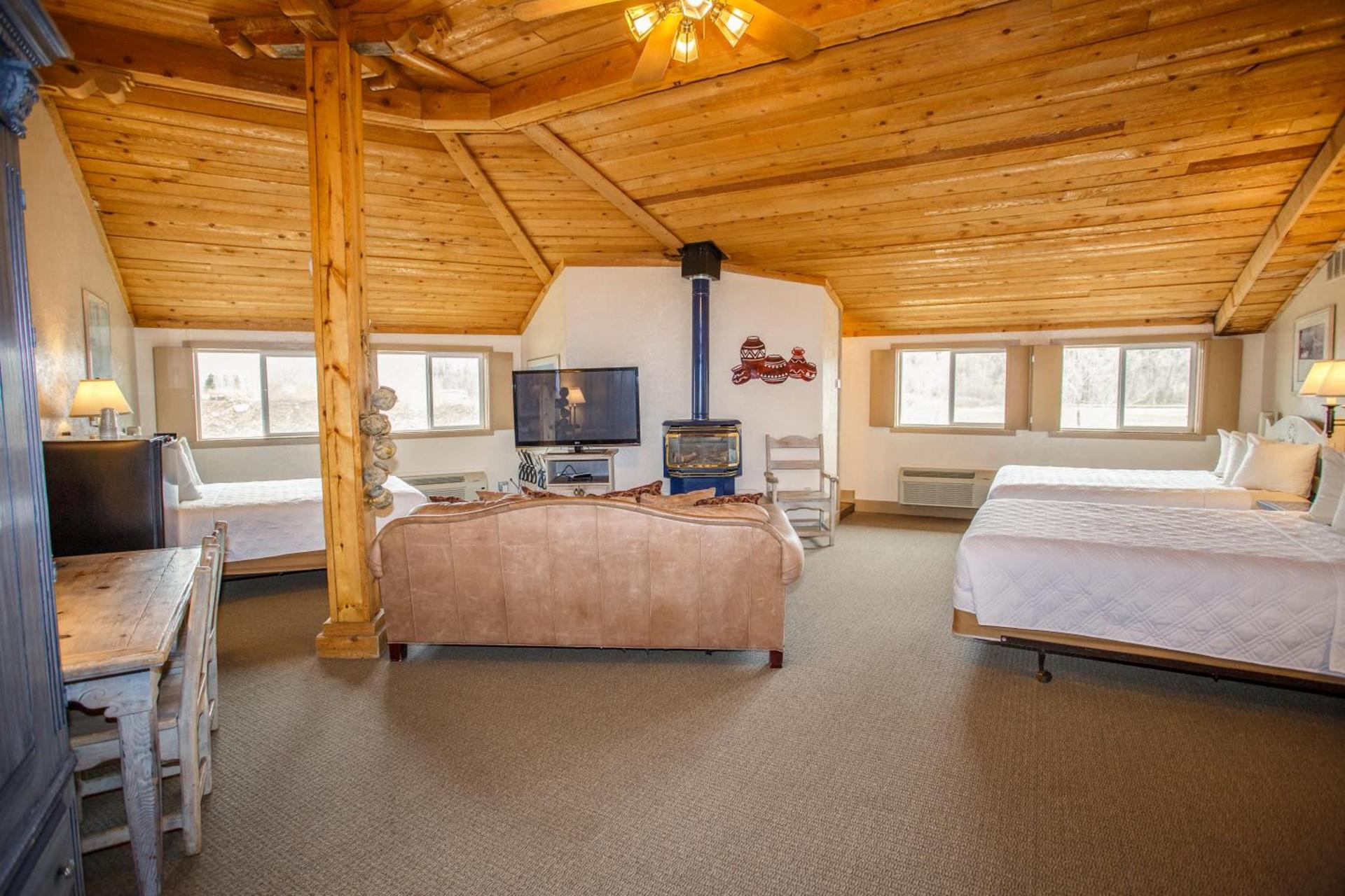Chama Trails Motel photo 5