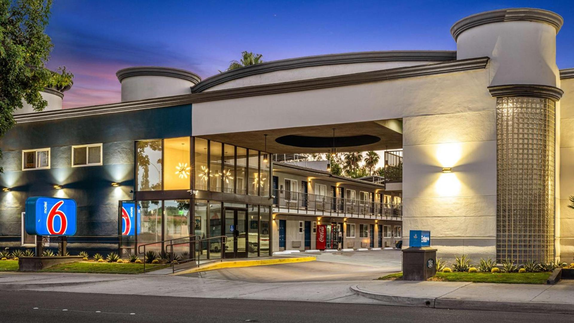 Motel 6-Anaheim, CA - Convention Center photo 2