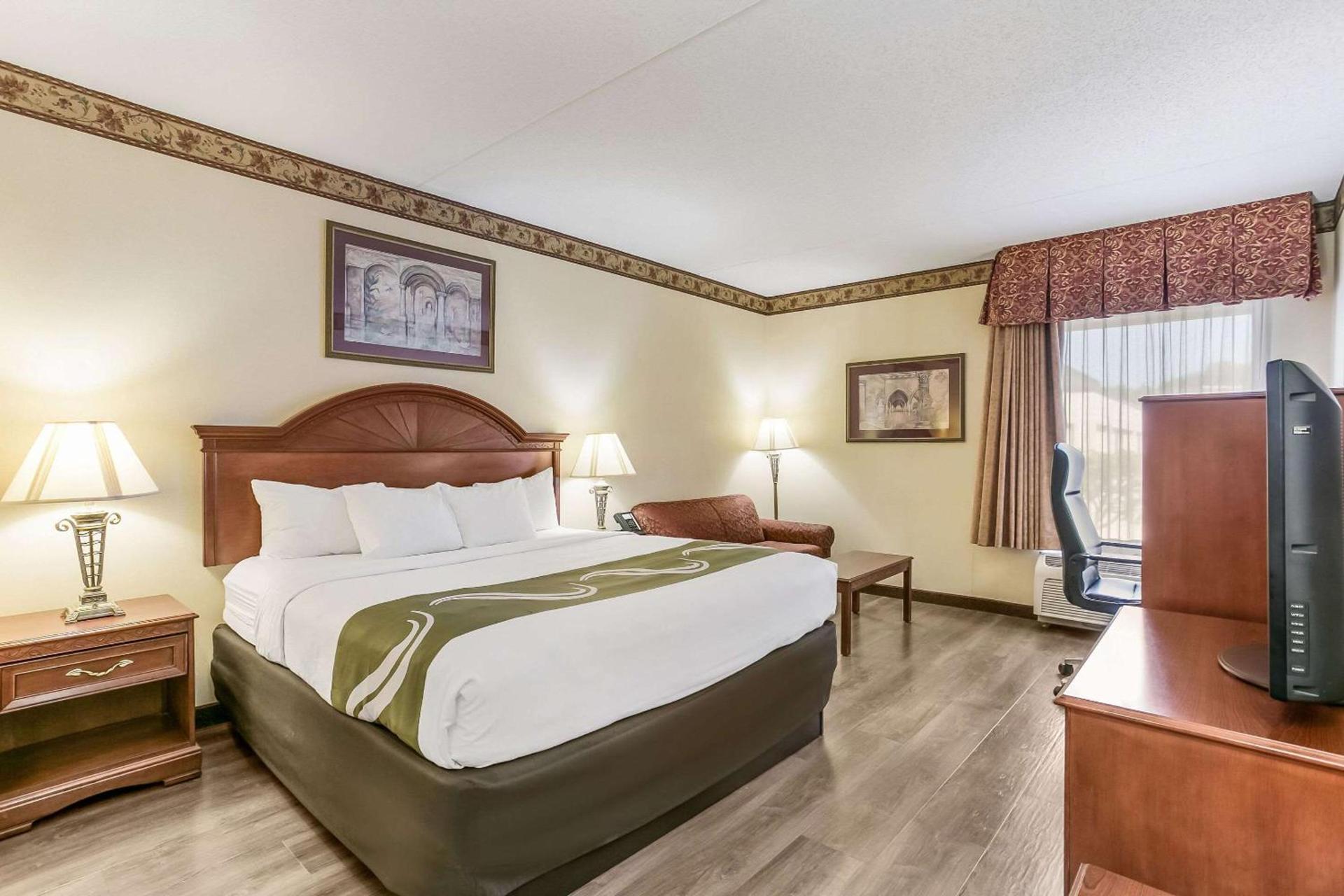 Quality Inn & Suites Bel Air I-95 Exit 77A photo 9