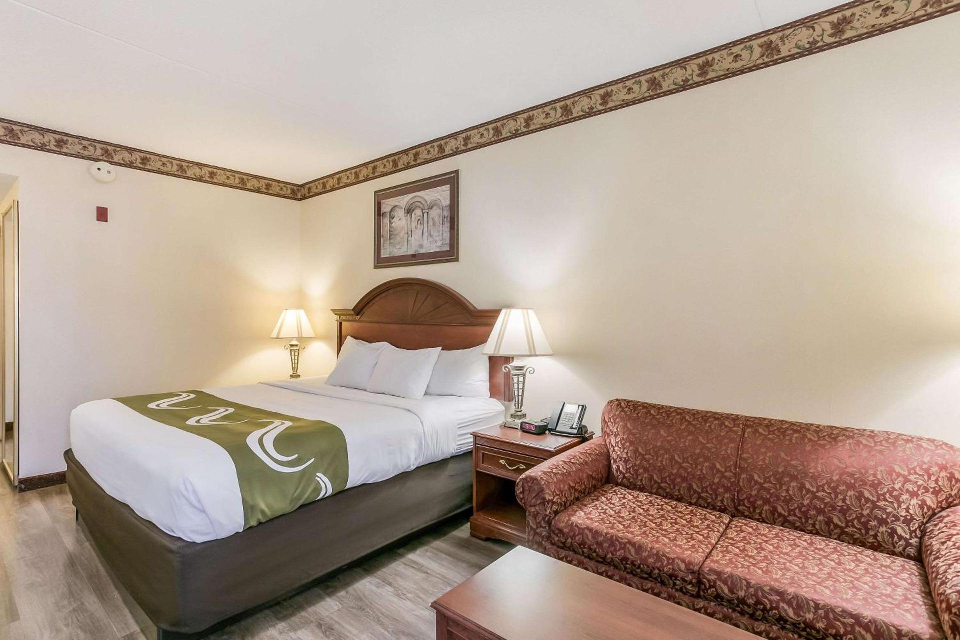 Quality Inn & Suites Bel Air I-95 Exit 77A photo 11