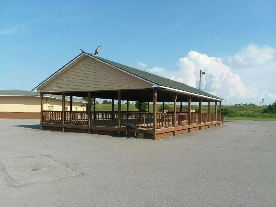Travel Inn photo 16