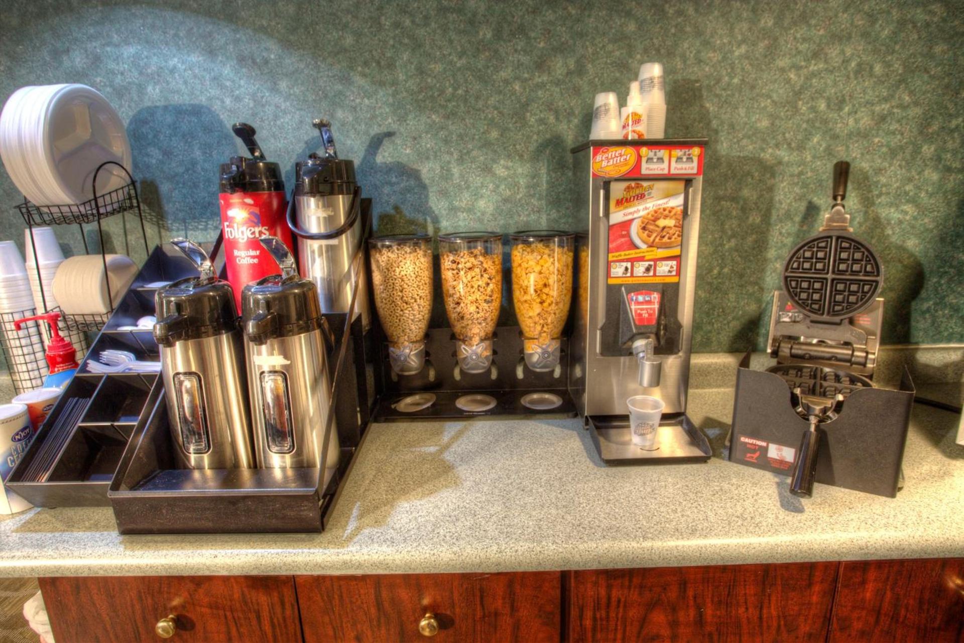 Econo Lodge Helen photo 31