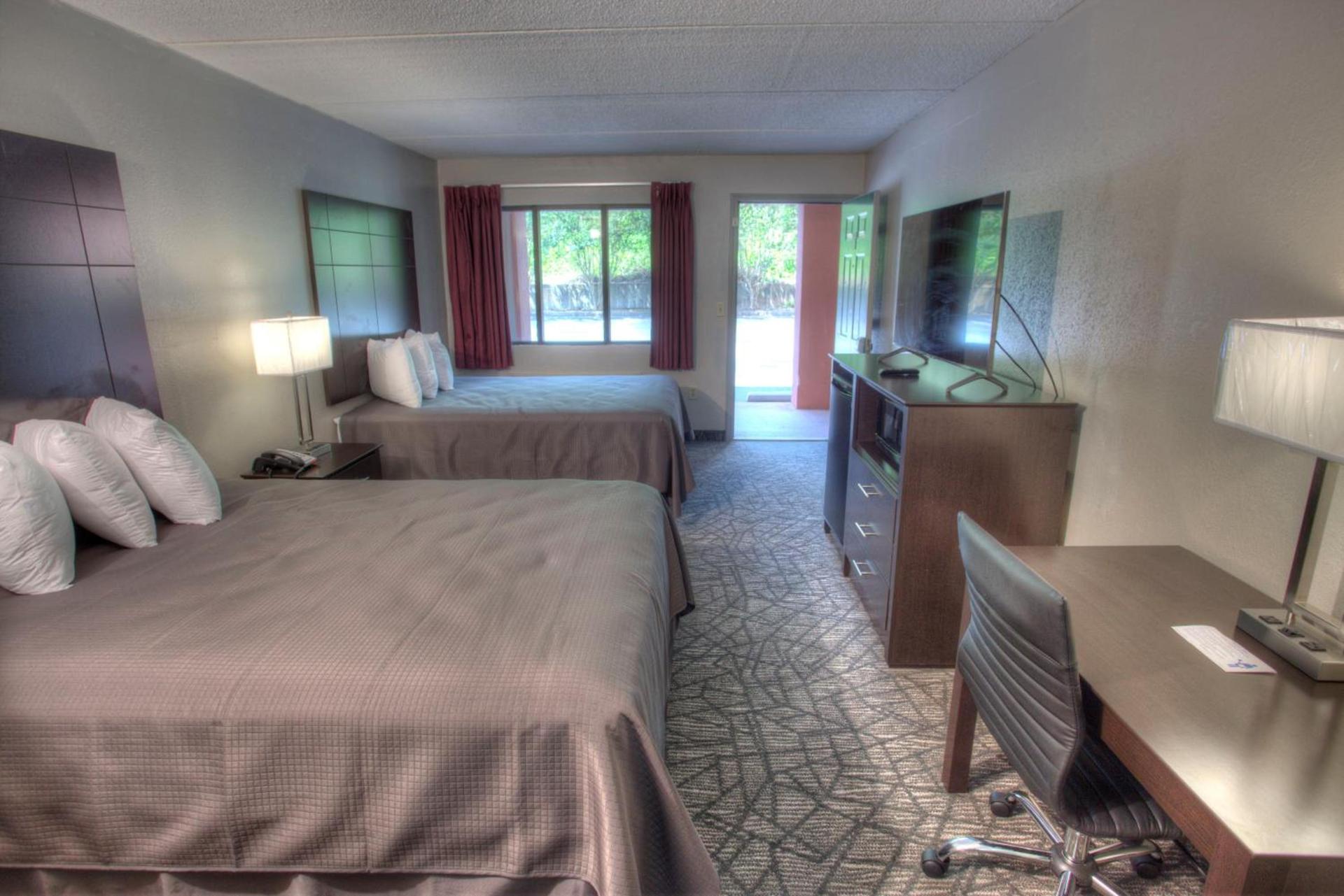 Econo Lodge Helen photo 32