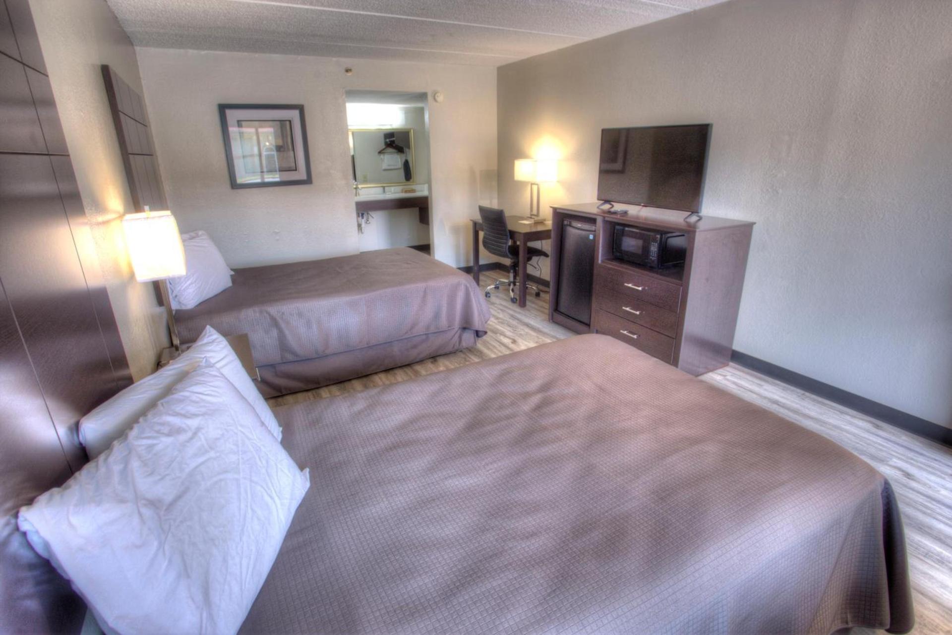 Econo Lodge Helen photo 38