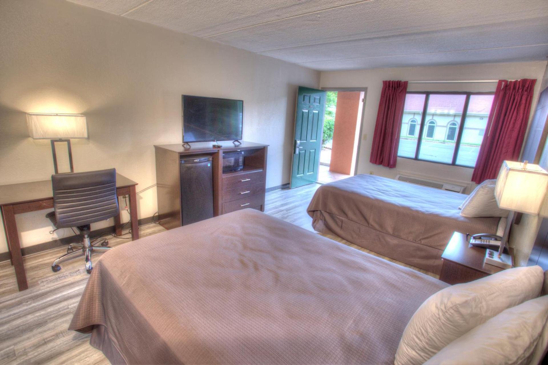 Econo Lodge Helen photo 36
