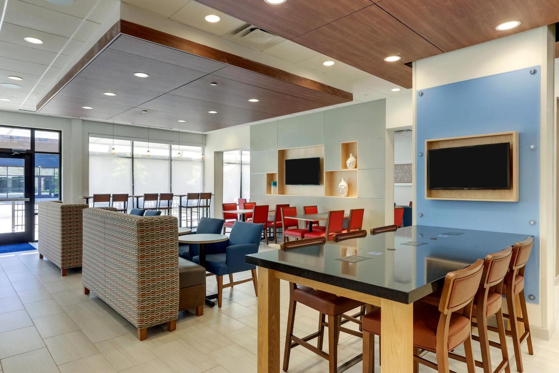 Holiday Inn Express & Suites - Winston - Salem SW - Clemmons by IHG photo 9
