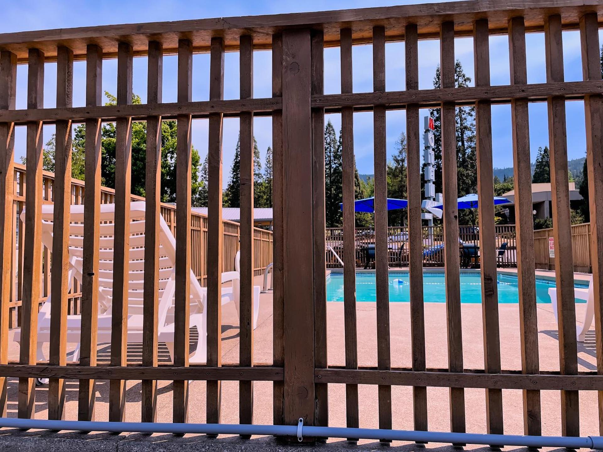 Ashland Motel - Oregon photo 13