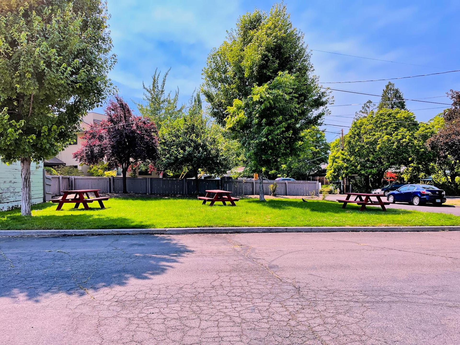 Ashland Motel - Oregon photo 15
