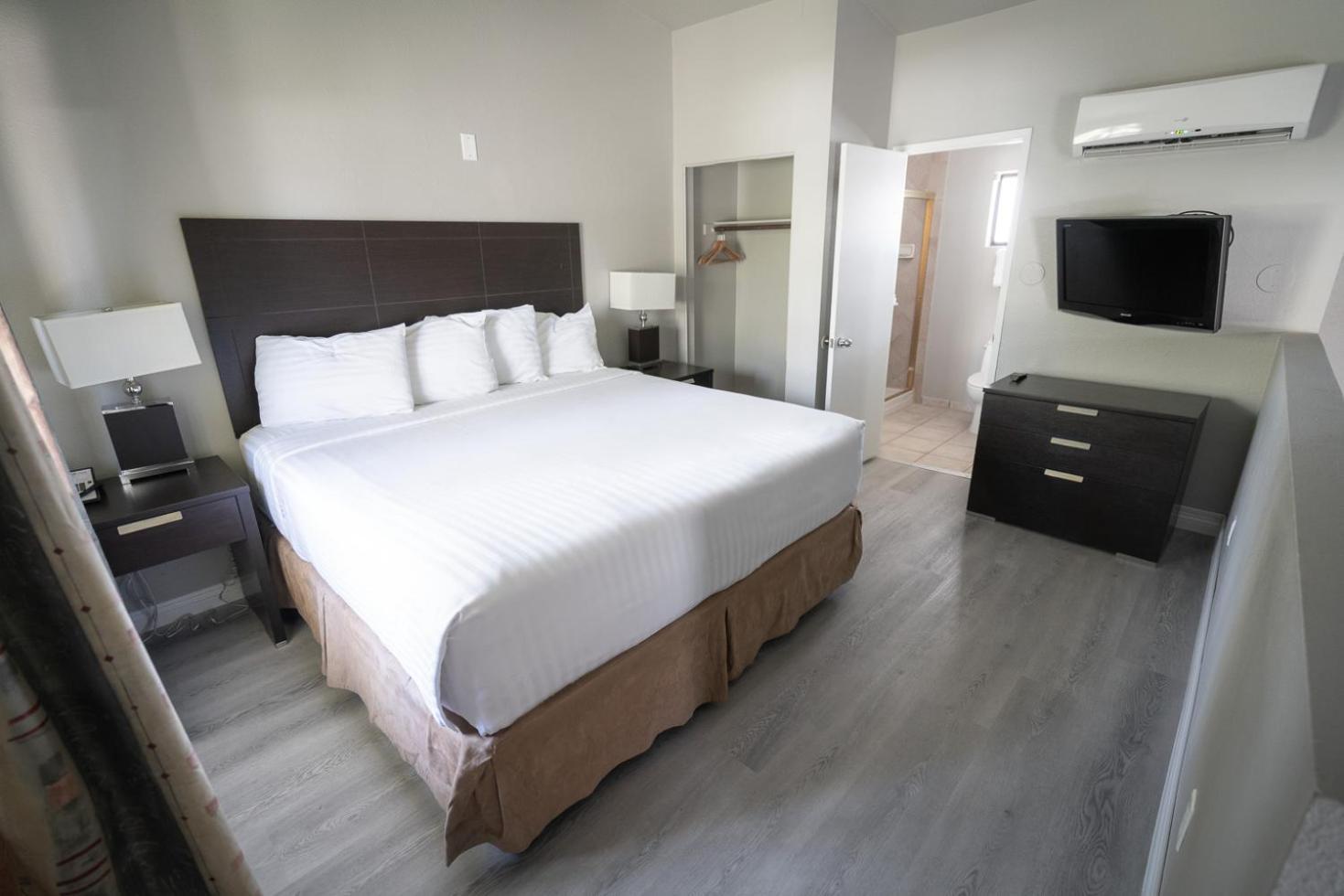 Alexis Park All Suite Resort photo 13
