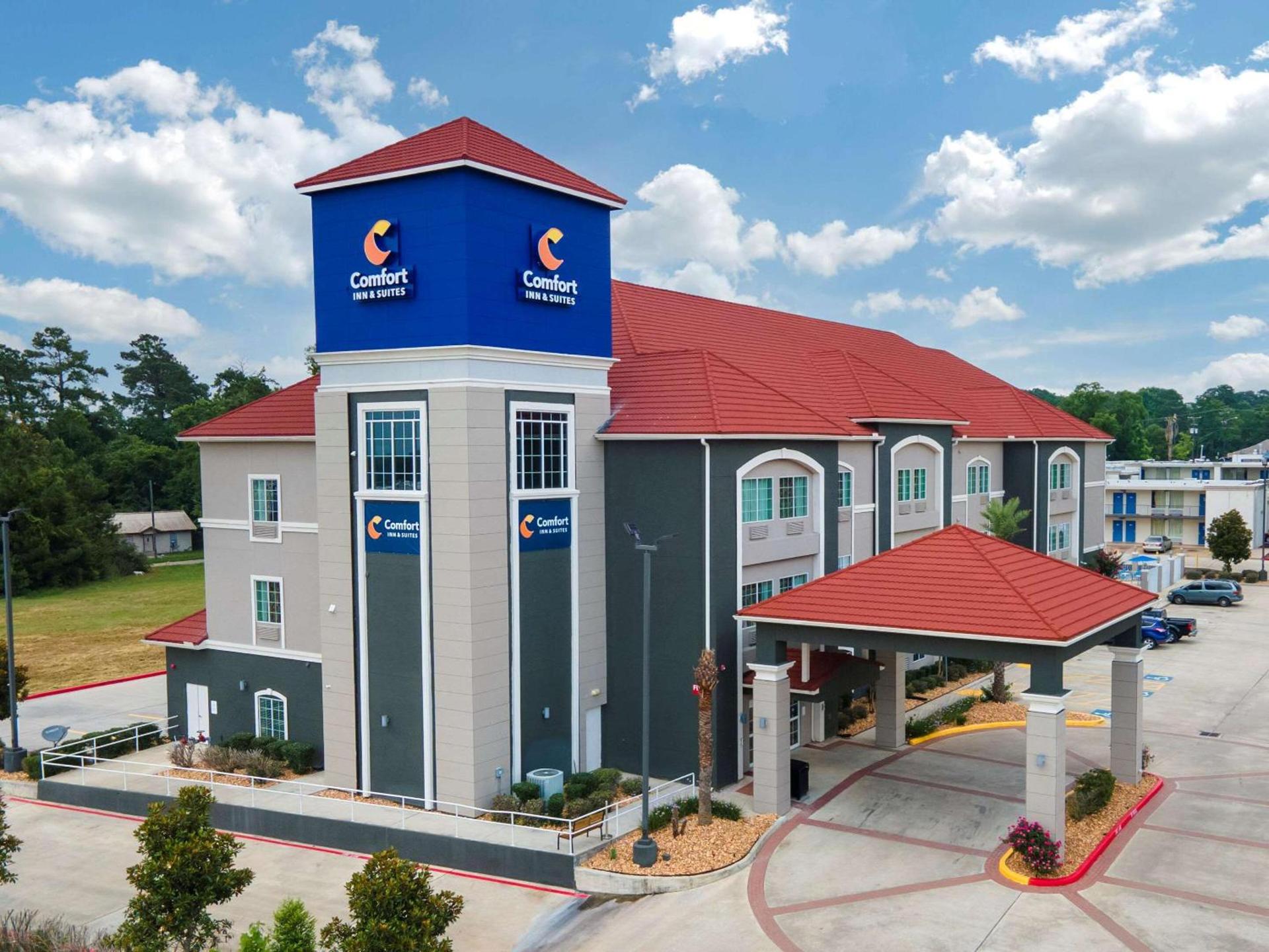 Comfort Inn & Suites Cleveland TX photo 35