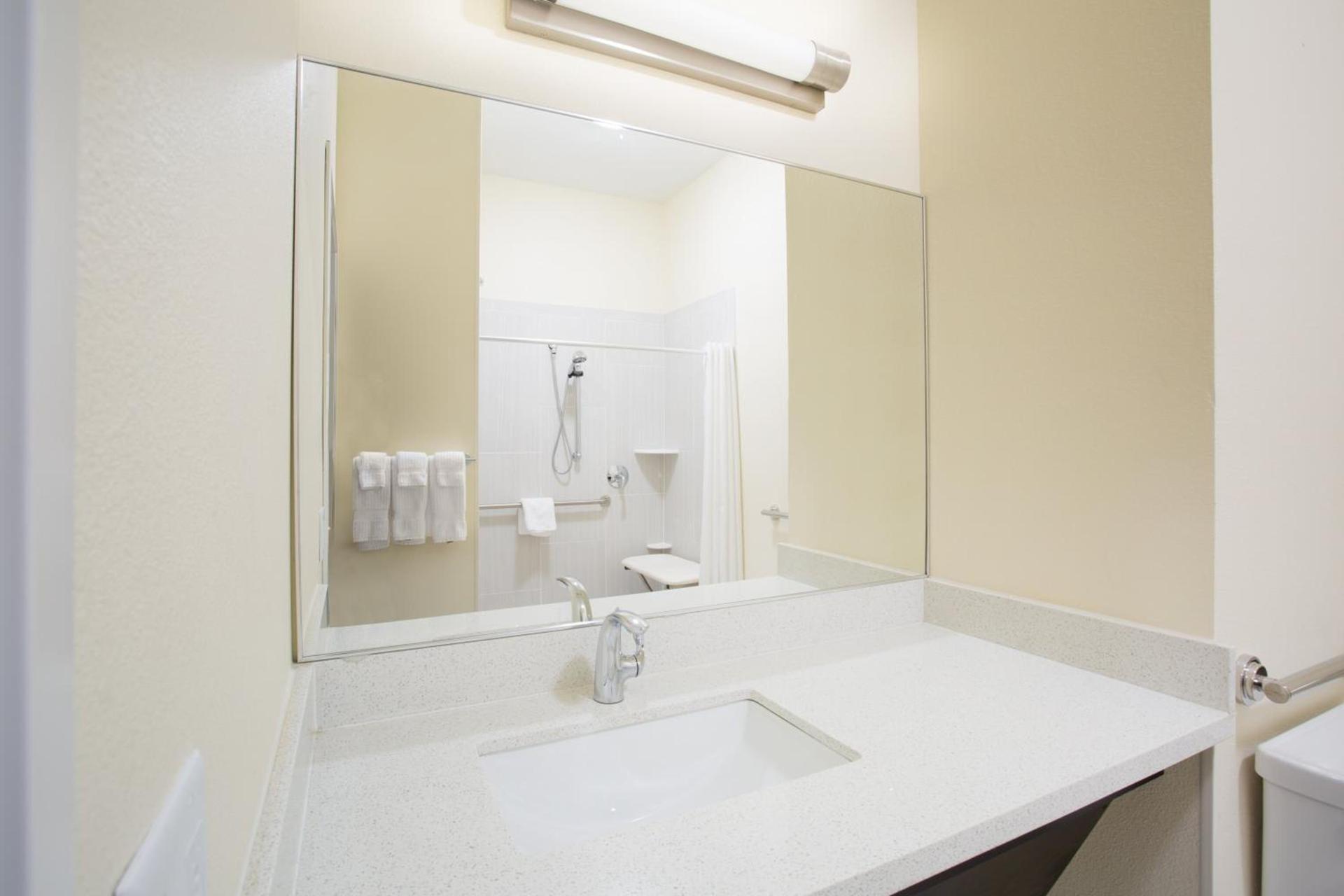 Candlewood Suites Longmont - Boulder Area by IHG photo 73