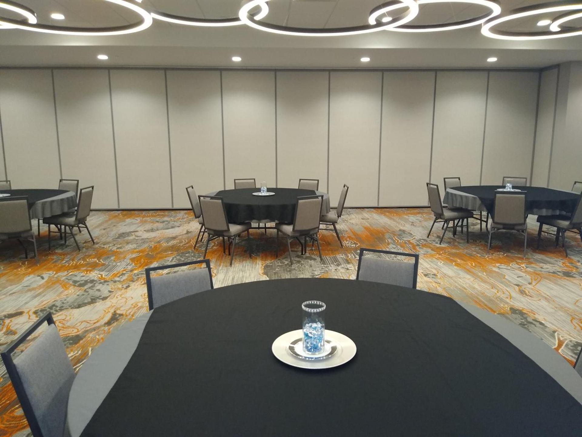 Holiday Inn - Kansas City - Northeast by IHG photo 39