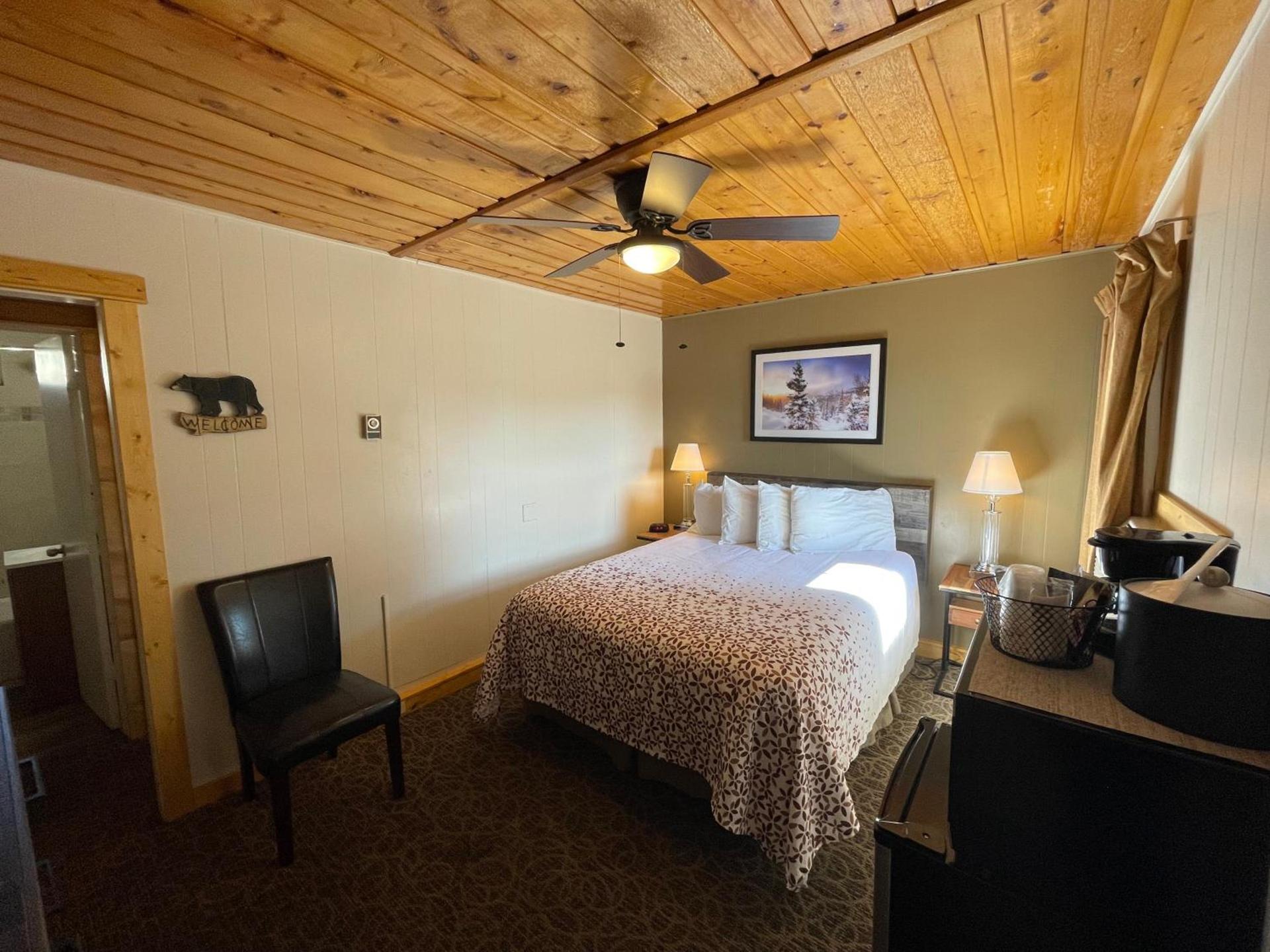 Estes Mountain Inn photo 31