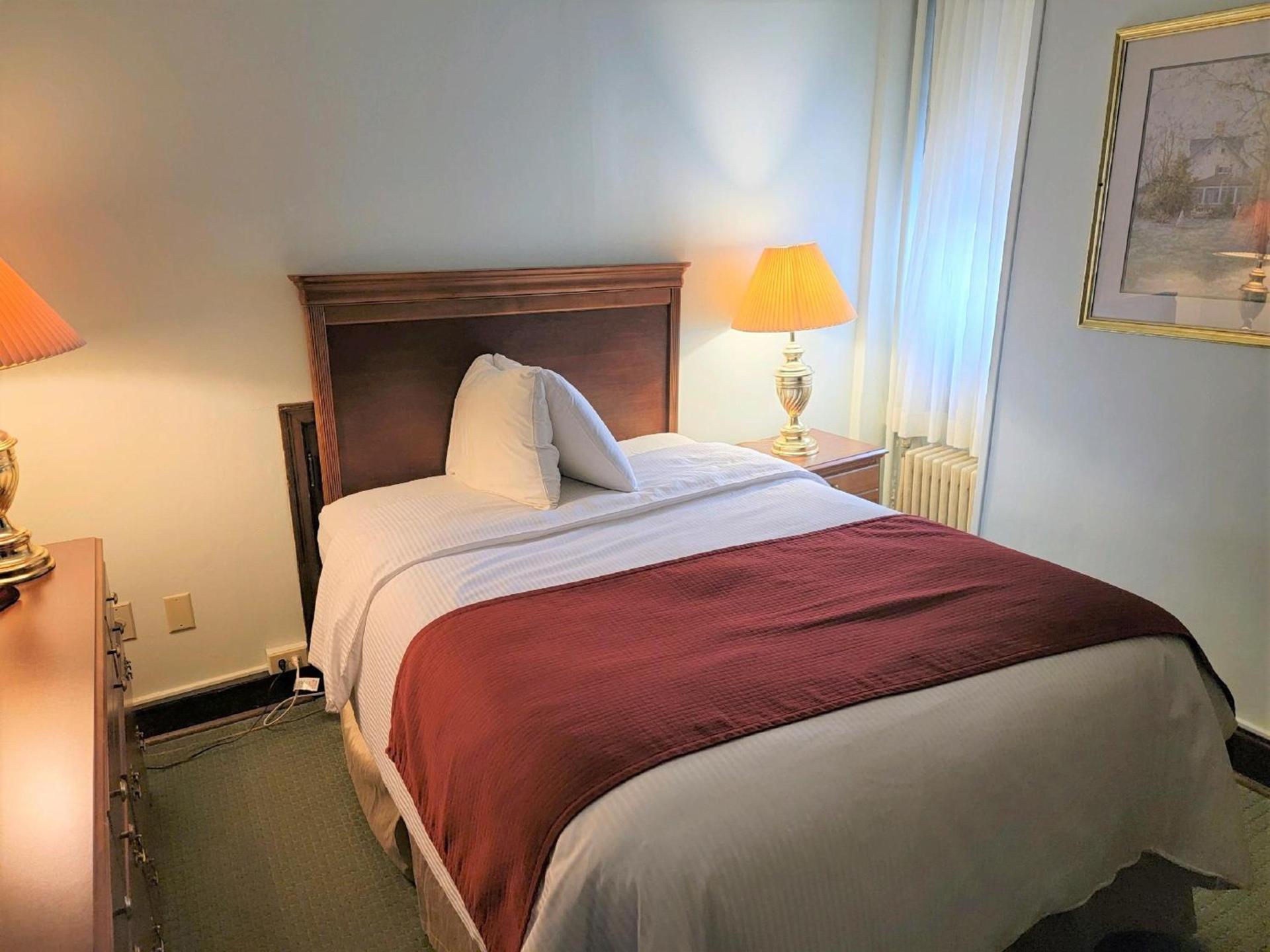 Penn Wells Hotel photo 41