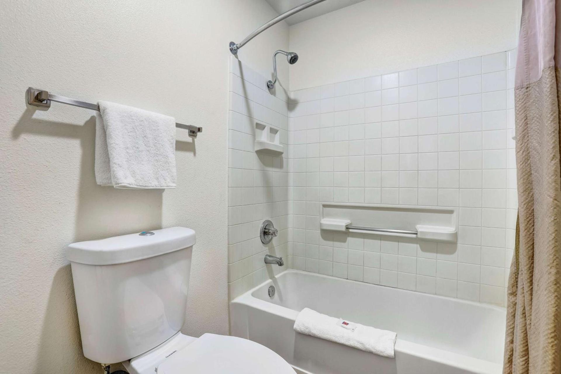 Motel 6-Anderson, CA - Redding Airport photo 19