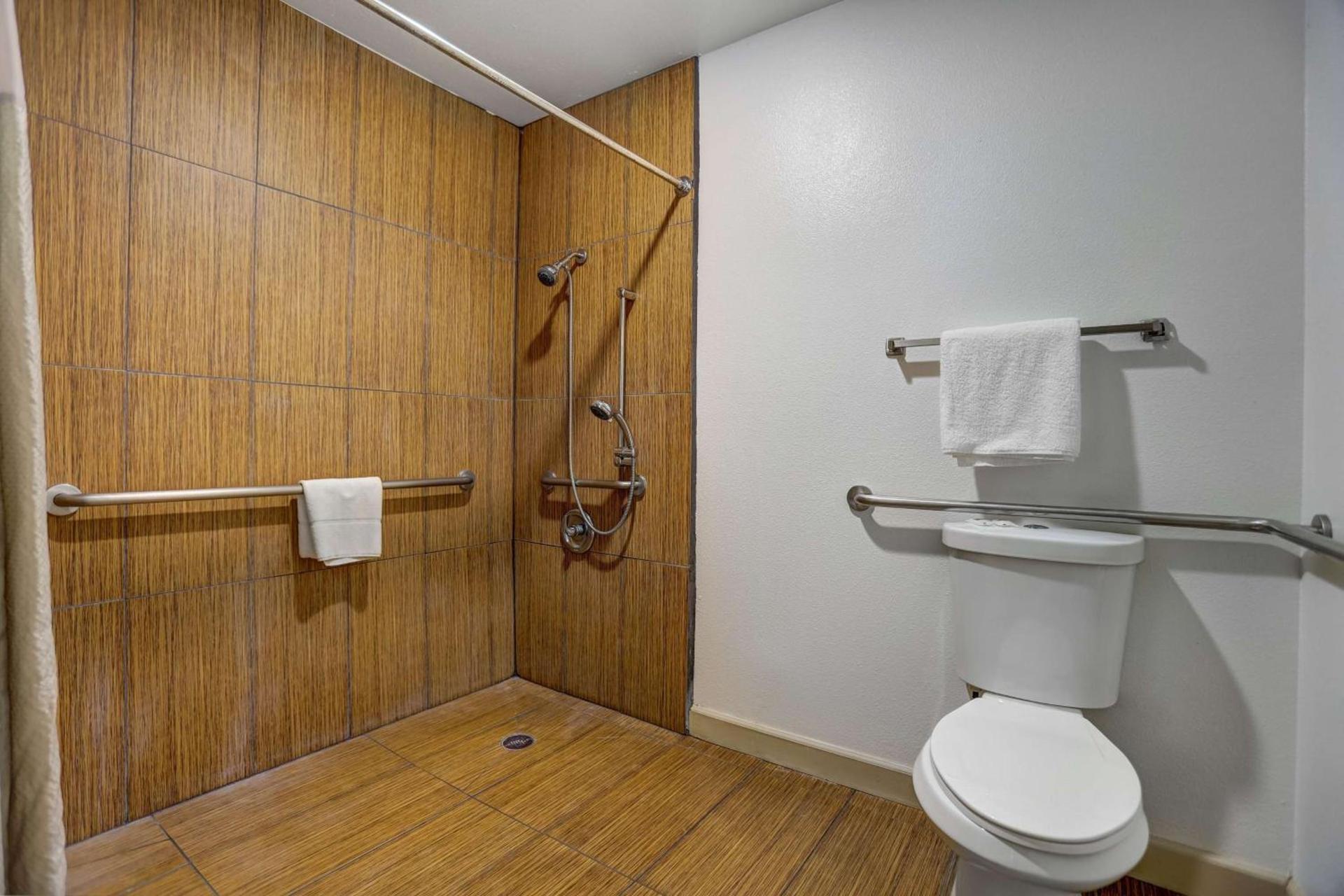 Motel 6-Anderson, CA - Redding Airport photo 18
