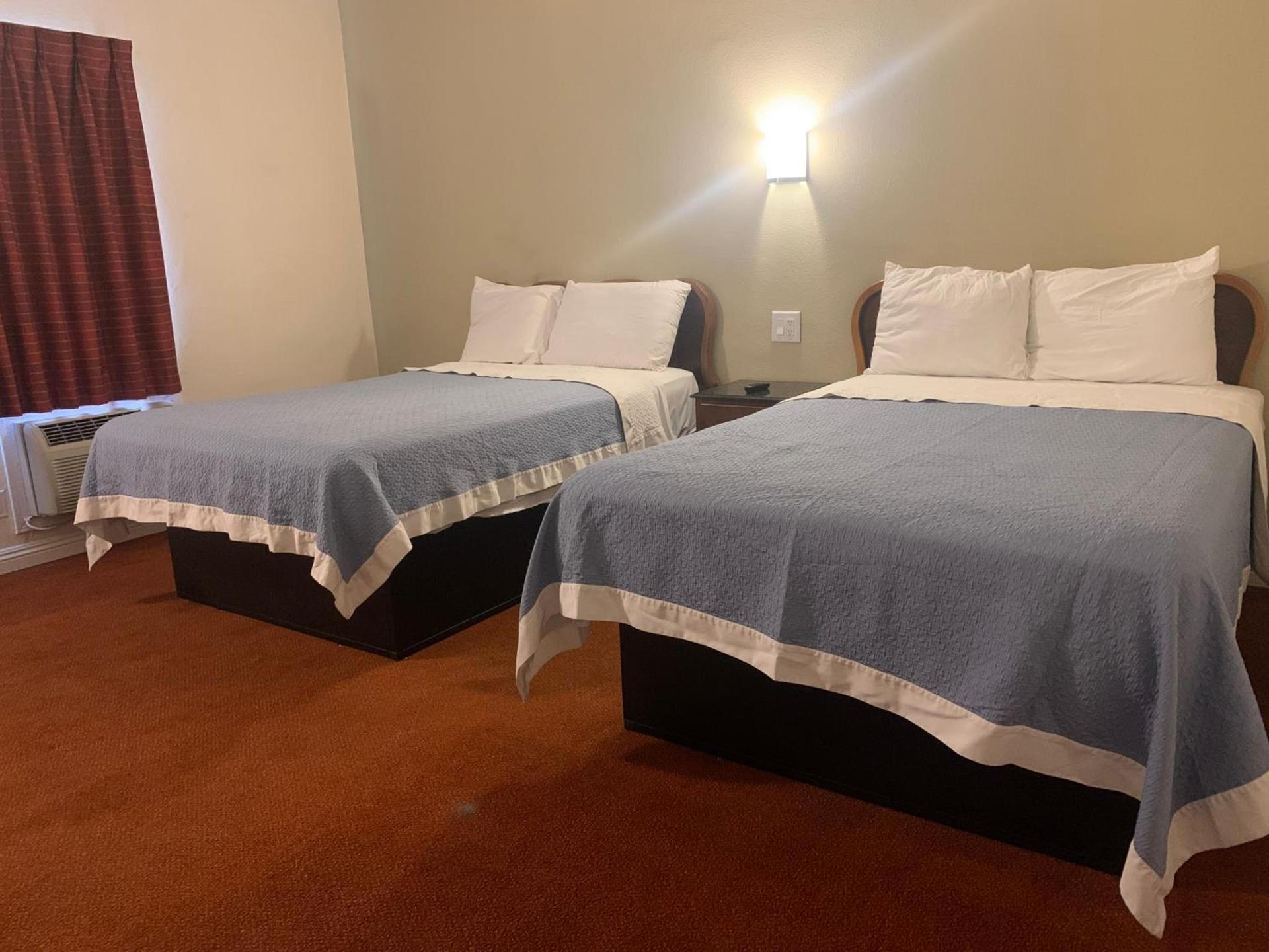 Ventura Beach House Motel photo 4