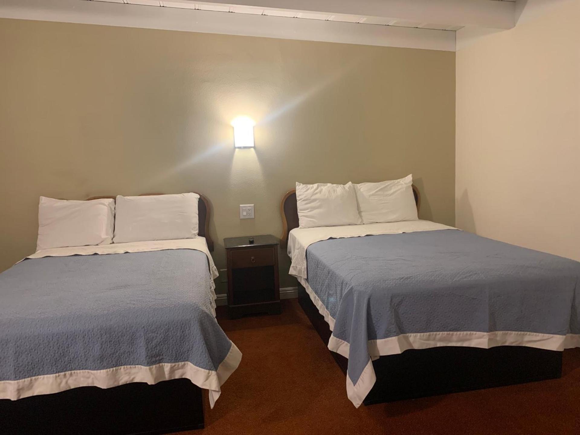Ventura Beach House Motel photo 5