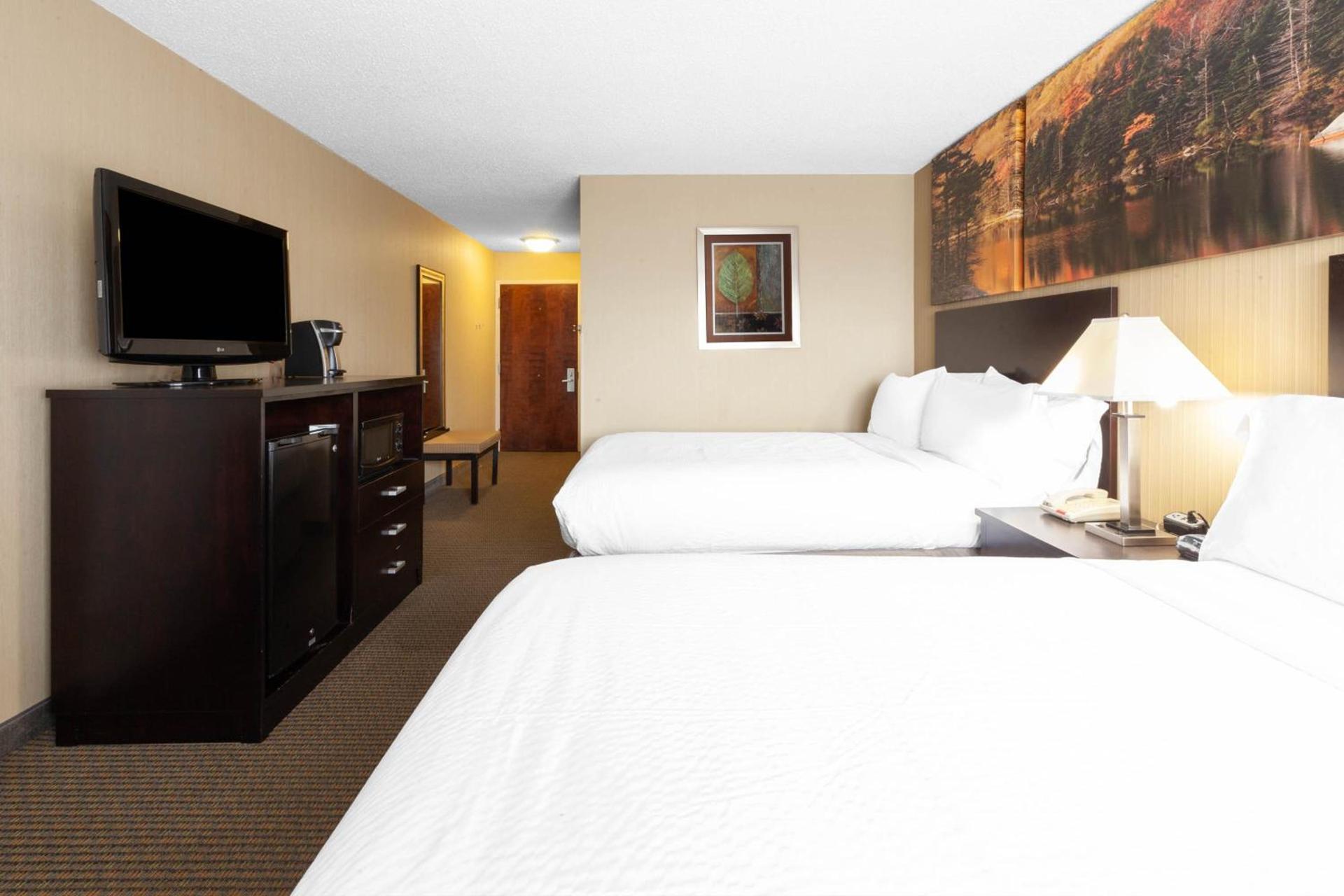 Days Inn by Wyndham Plattsburgh photo 15