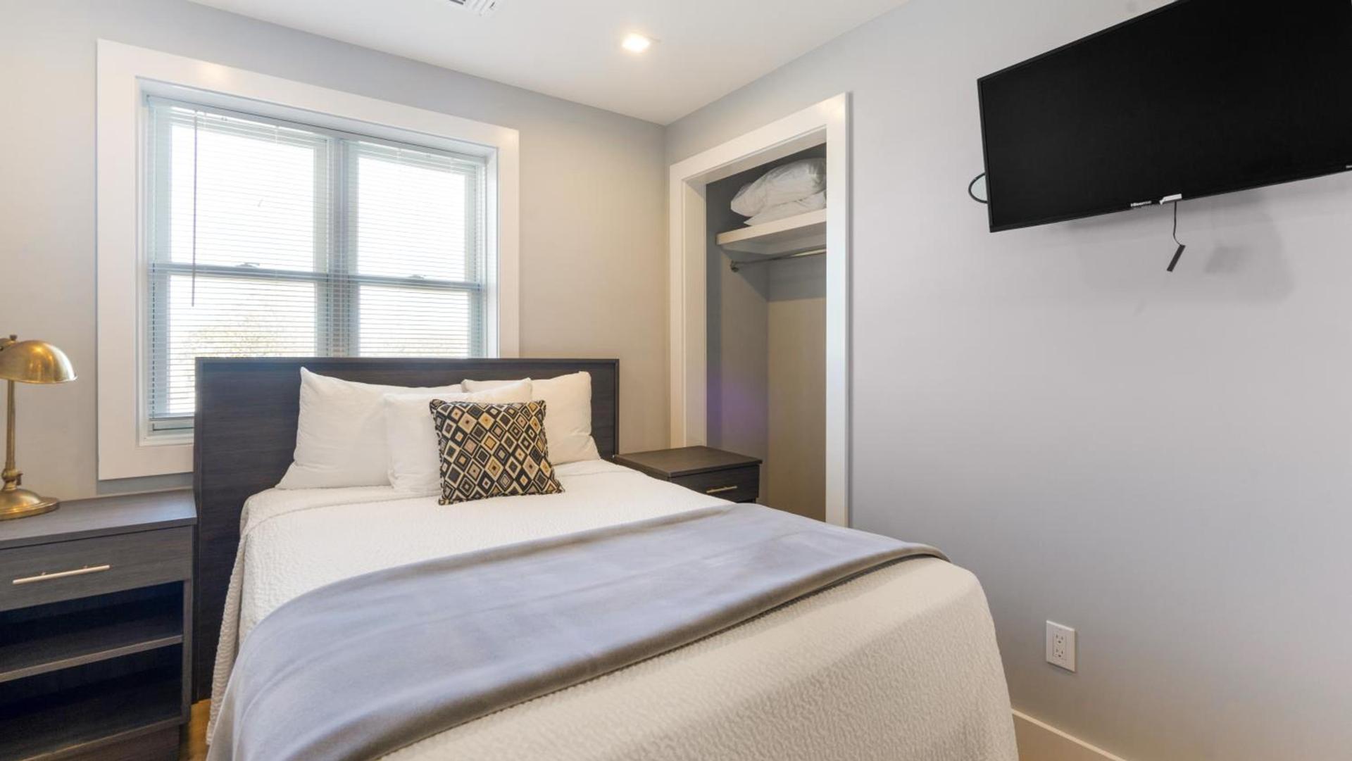 A Wave Inn - Montauk photo 27