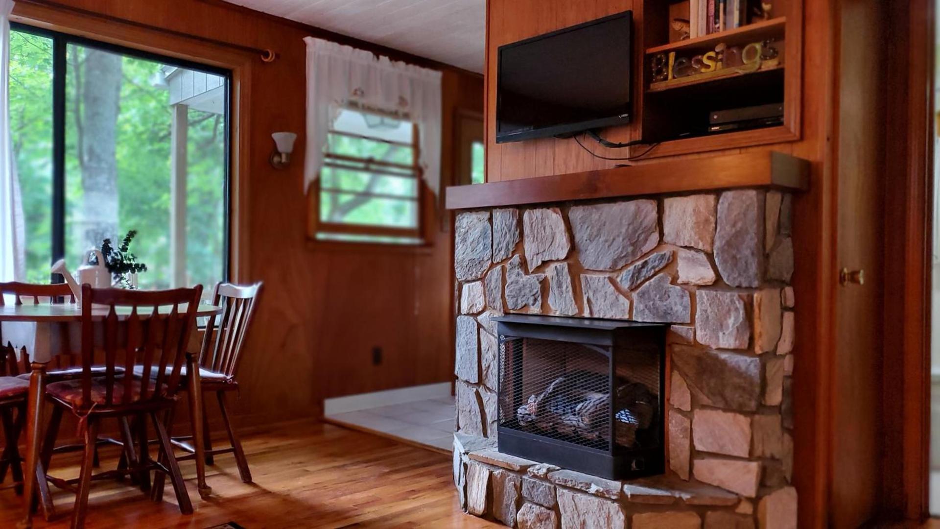Cozy Creek Cottages photo 8