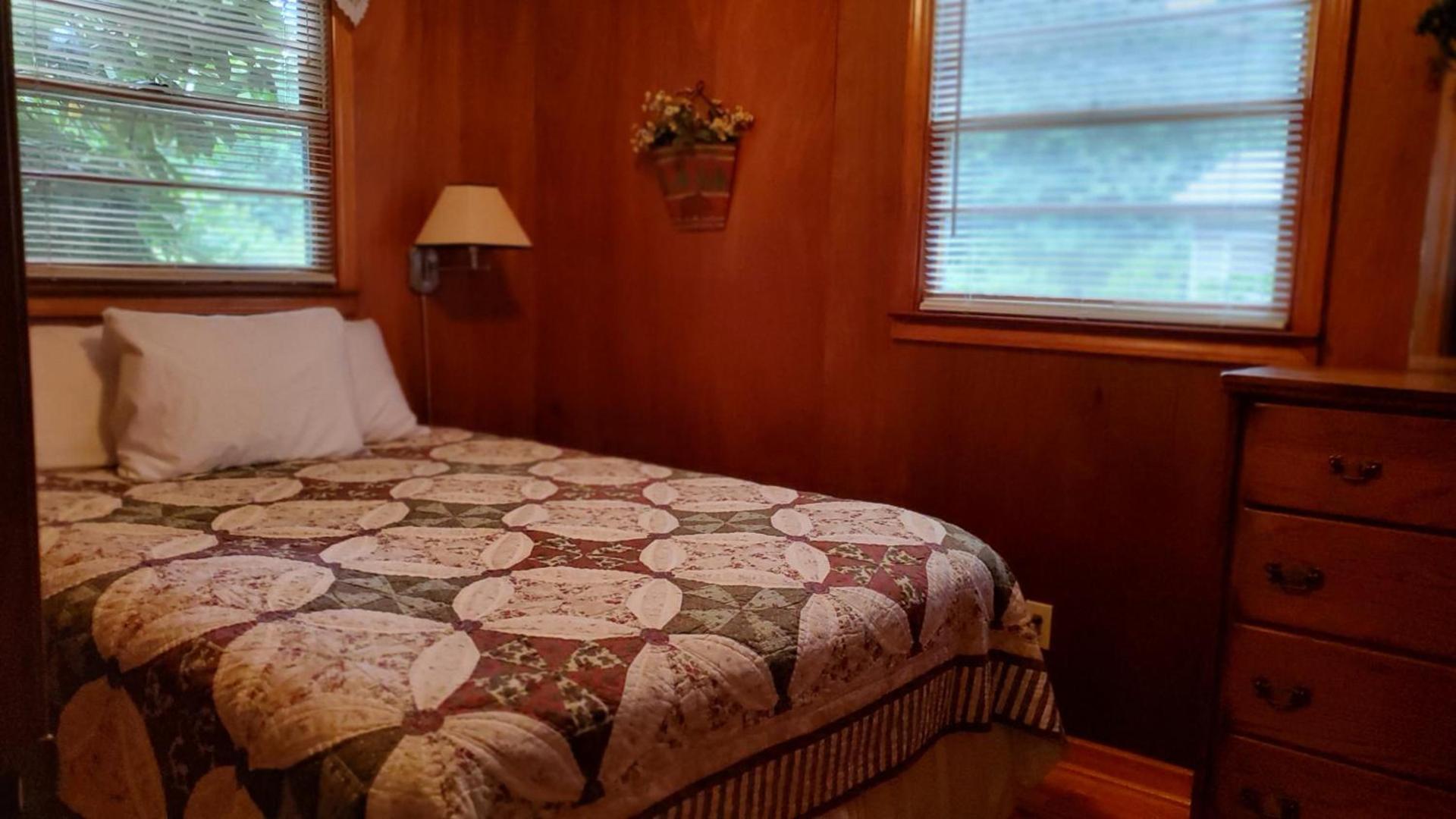 Cozy Creek Cottages photo 28