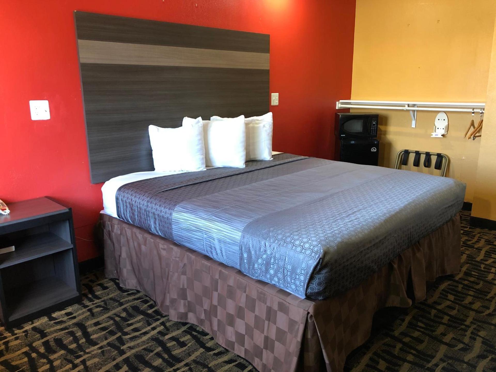 Lone Star Inn photo 17