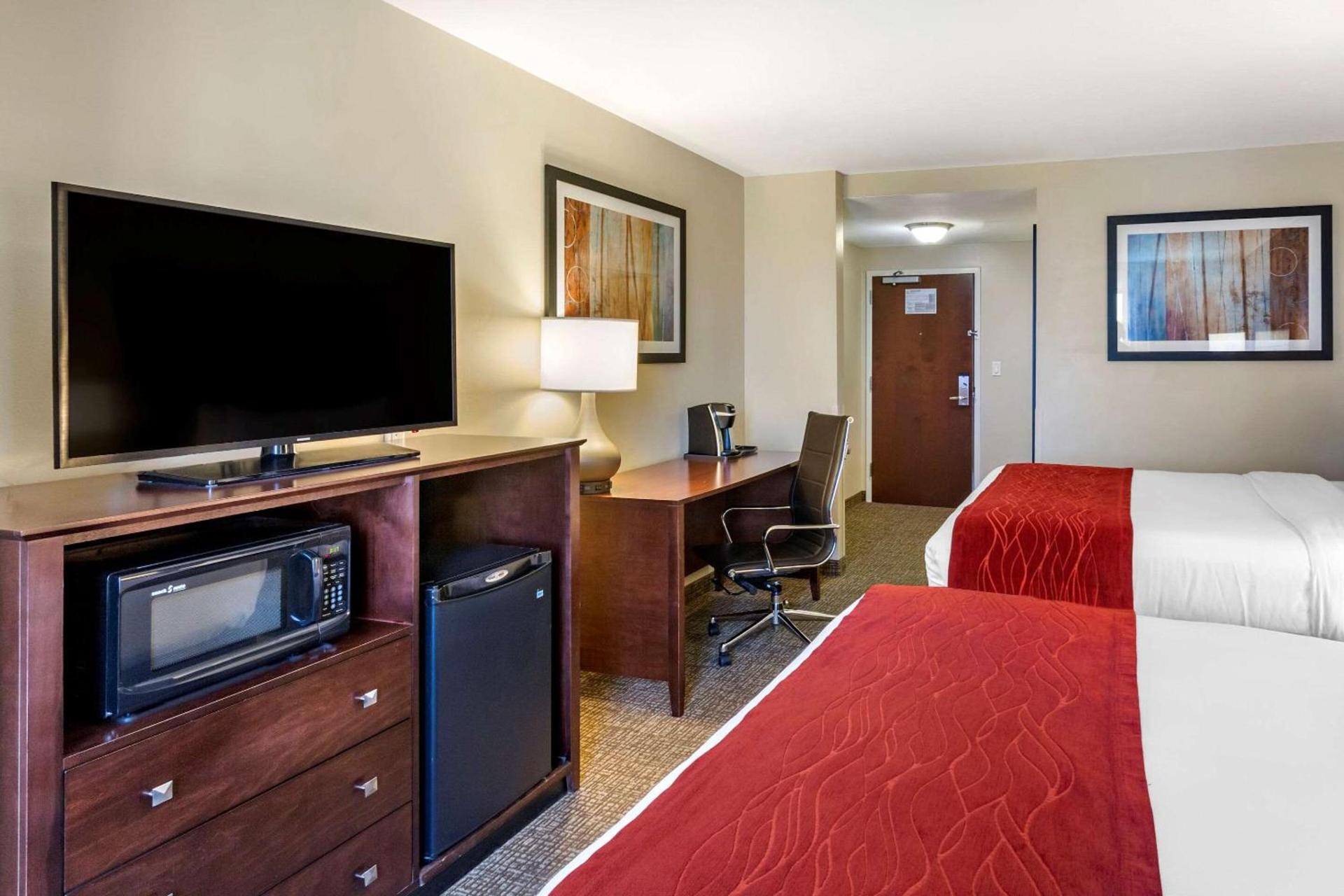 Comfort Inn & Suites Tooele-Salt Lake City photo 11