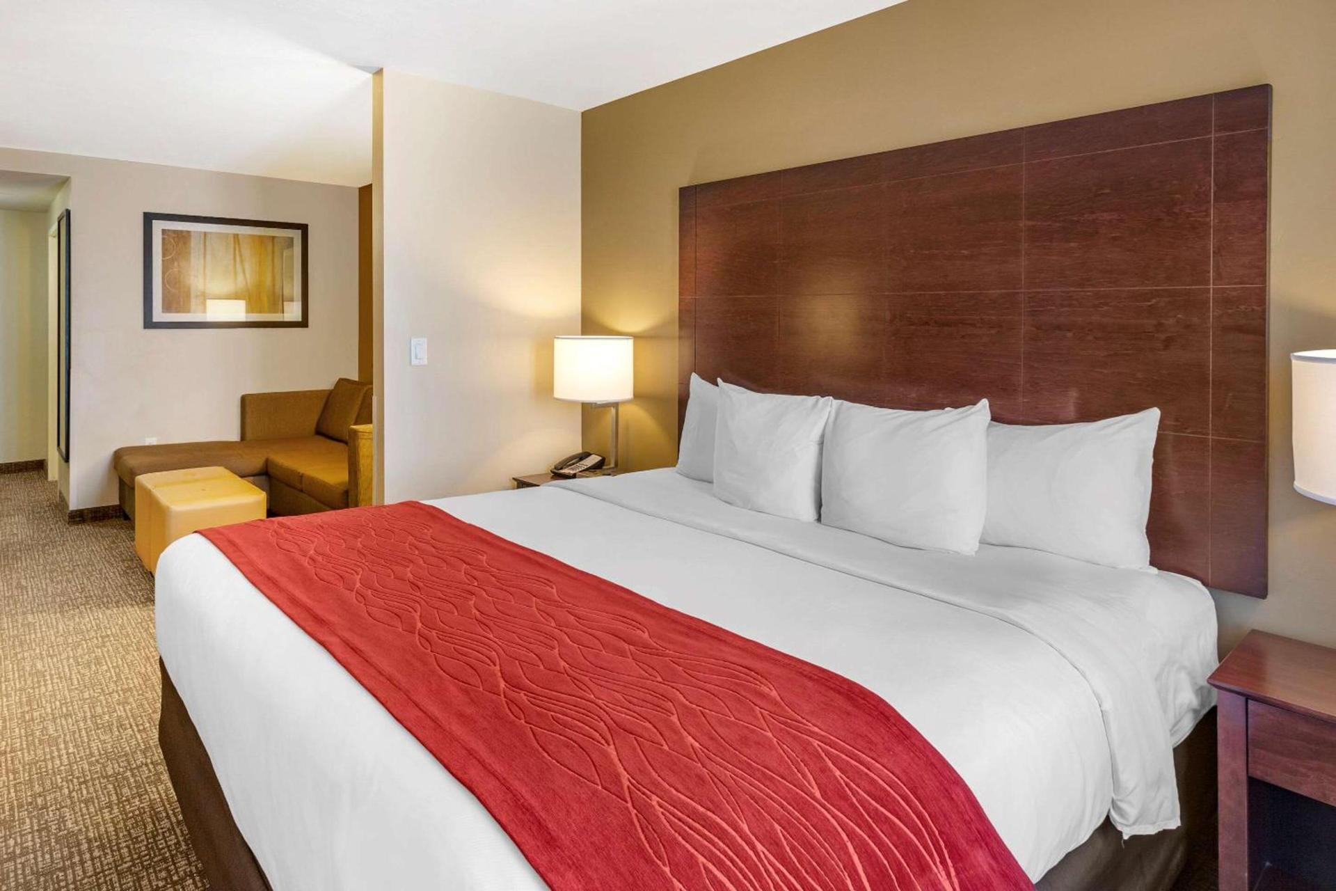 Comfort Inn & Suites Tooele-Salt Lake City photo 18
