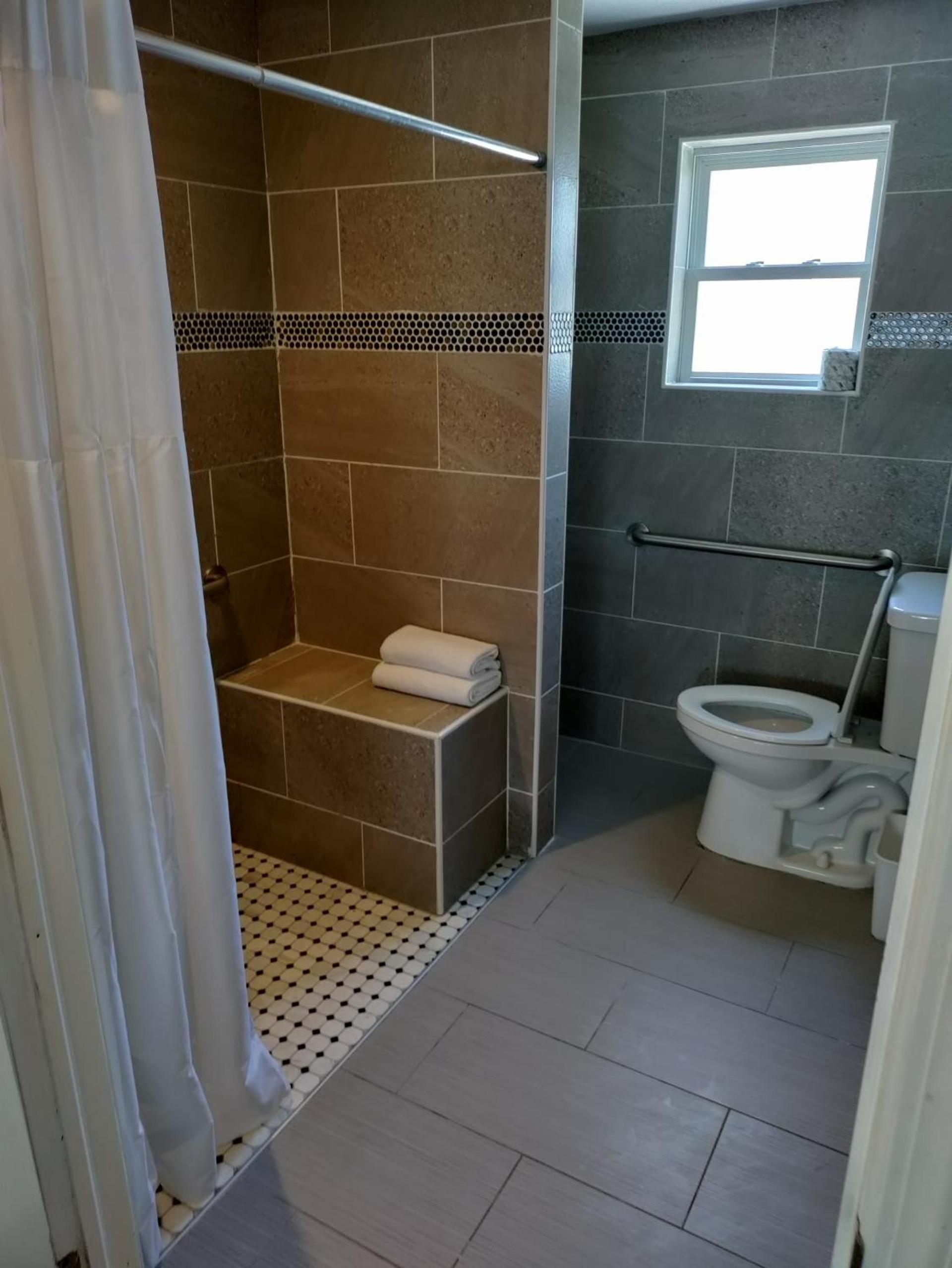 Sunset Beach Hotel photo 16