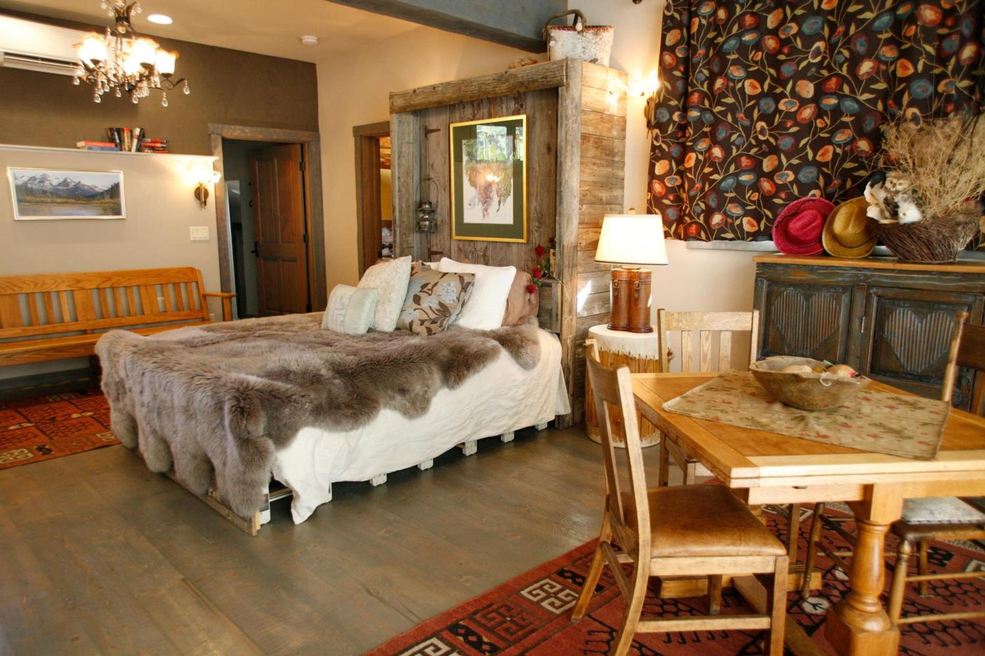 Swan River Inn photo 12