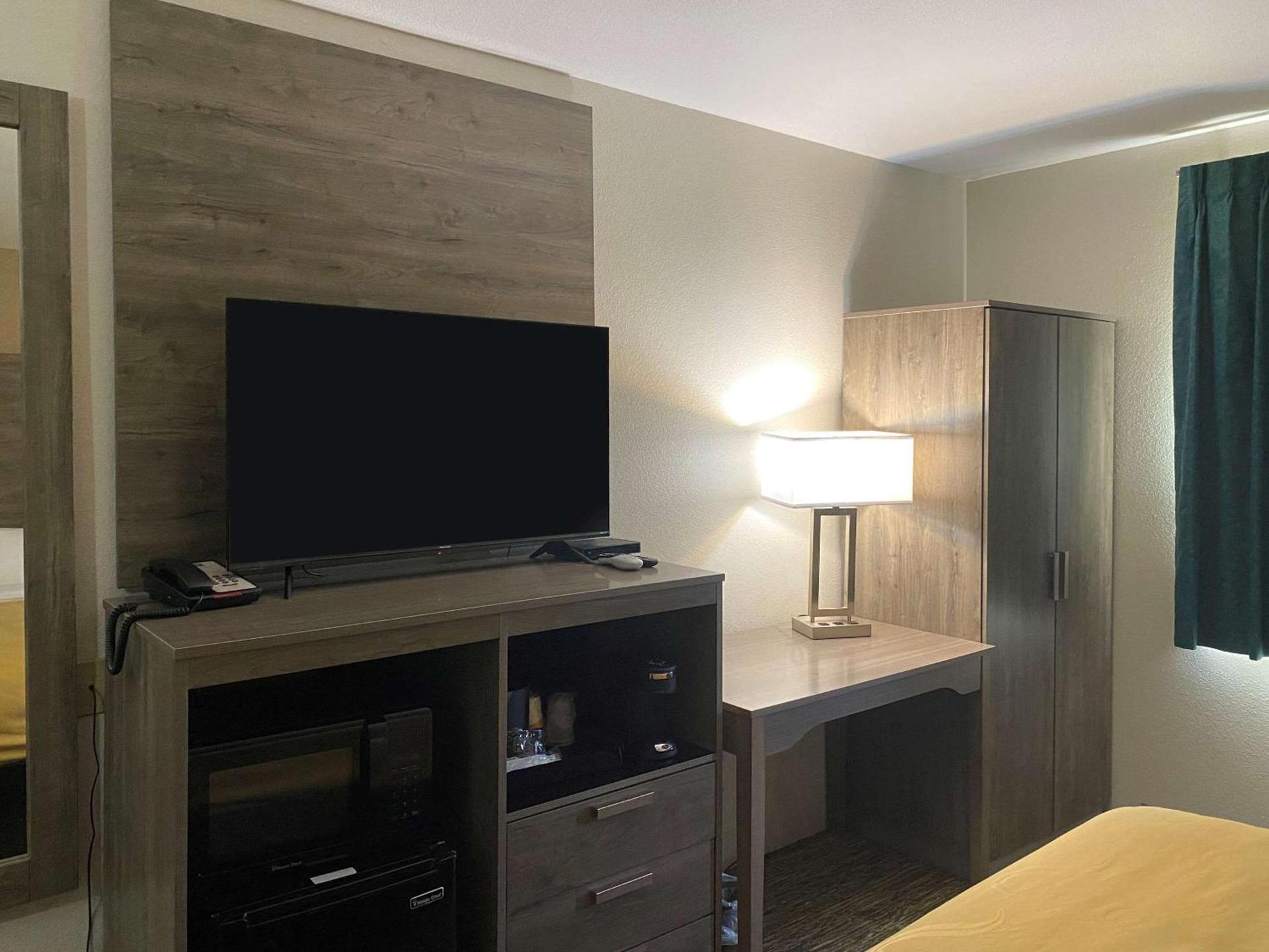 SureStay by Best Western Albuquerque East I-40 photo 6