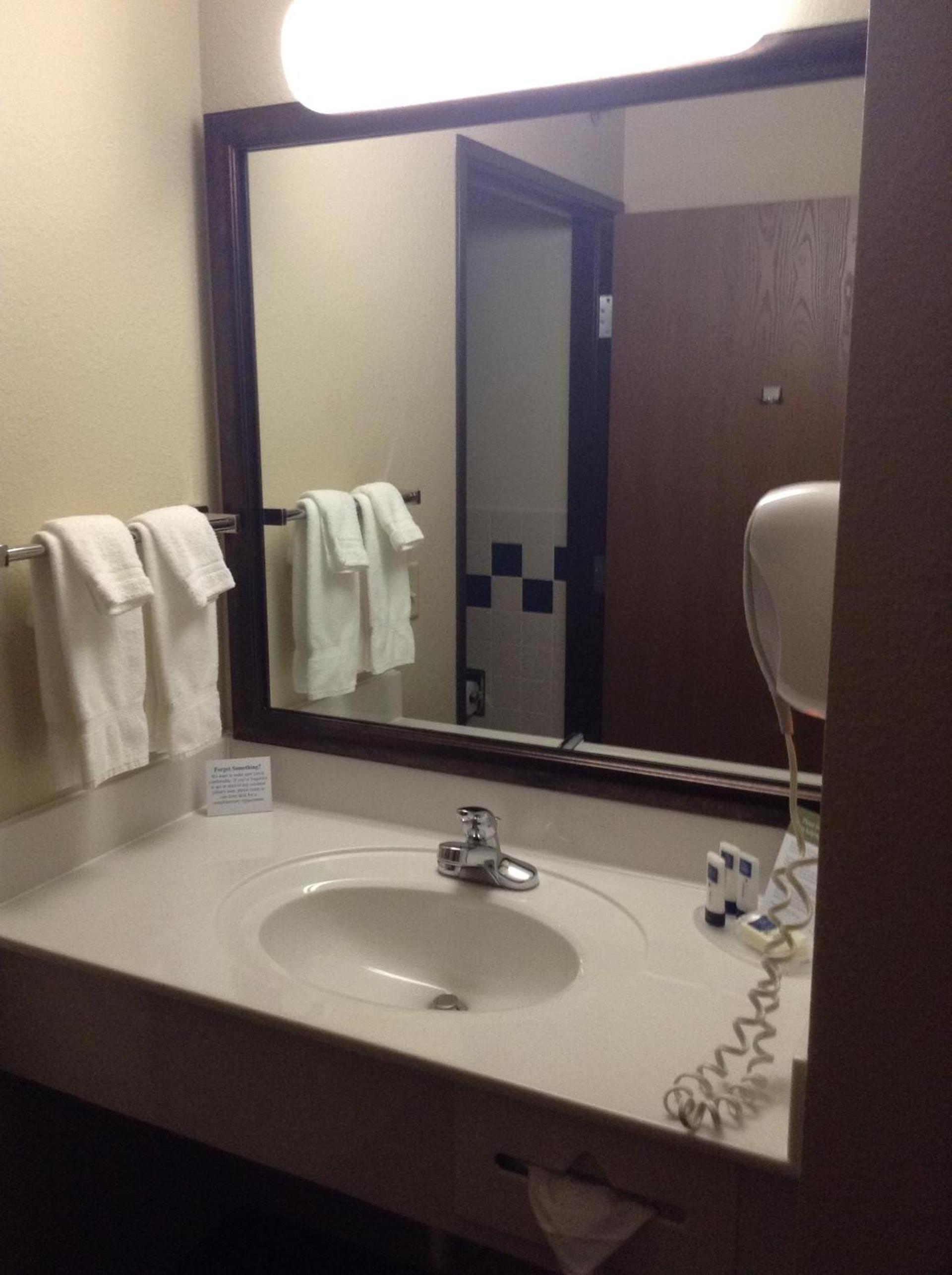AmericInn by Wyndham Republic photo 34