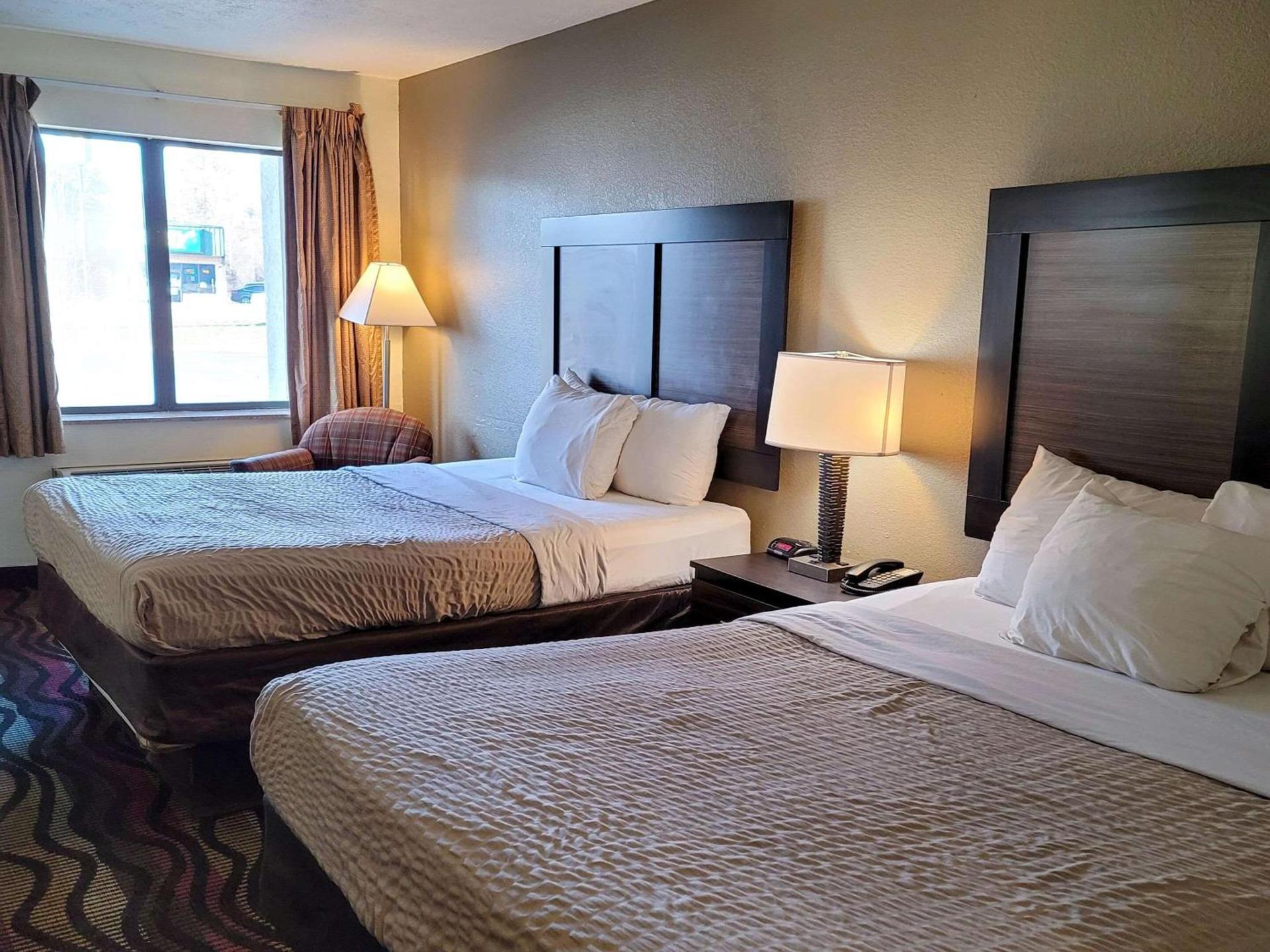 Americas Best Value Inn Grayson photo 18