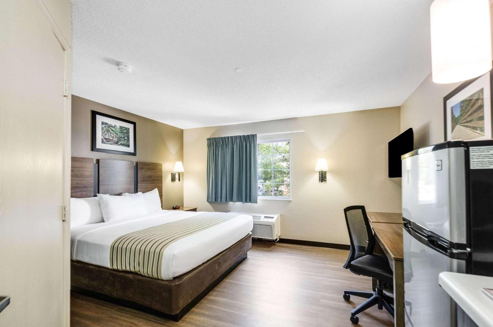 Suburban Studios Sterling - Washington Dulles photo 9