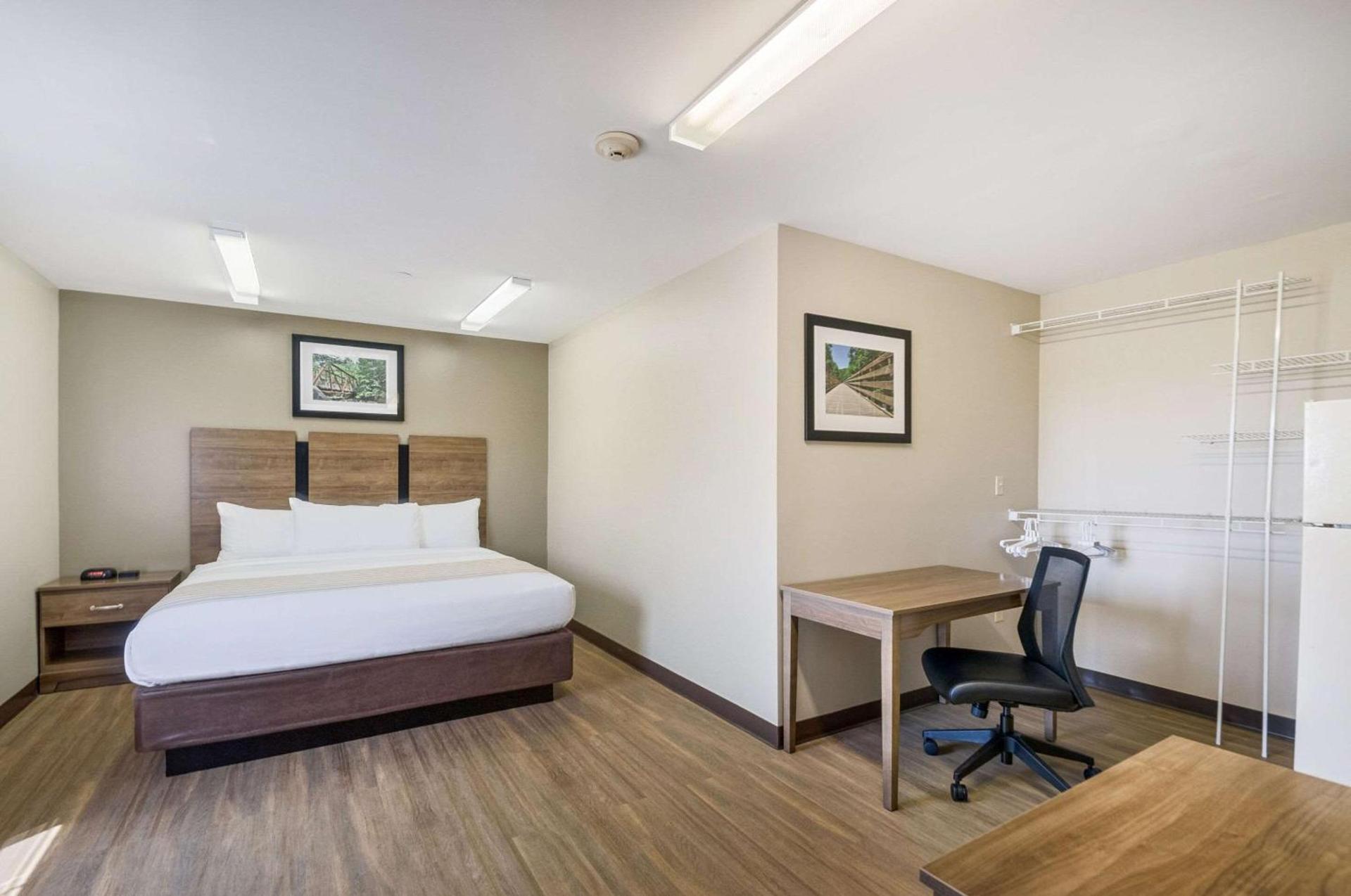 Suburban Studios Sterling - Washington Dulles photo 14