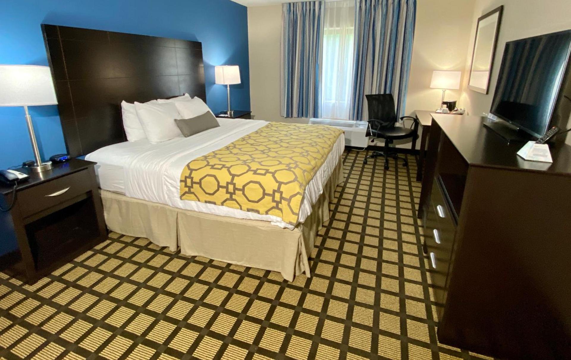 Baymont by Wyndham Latham Albany Airport photo 41