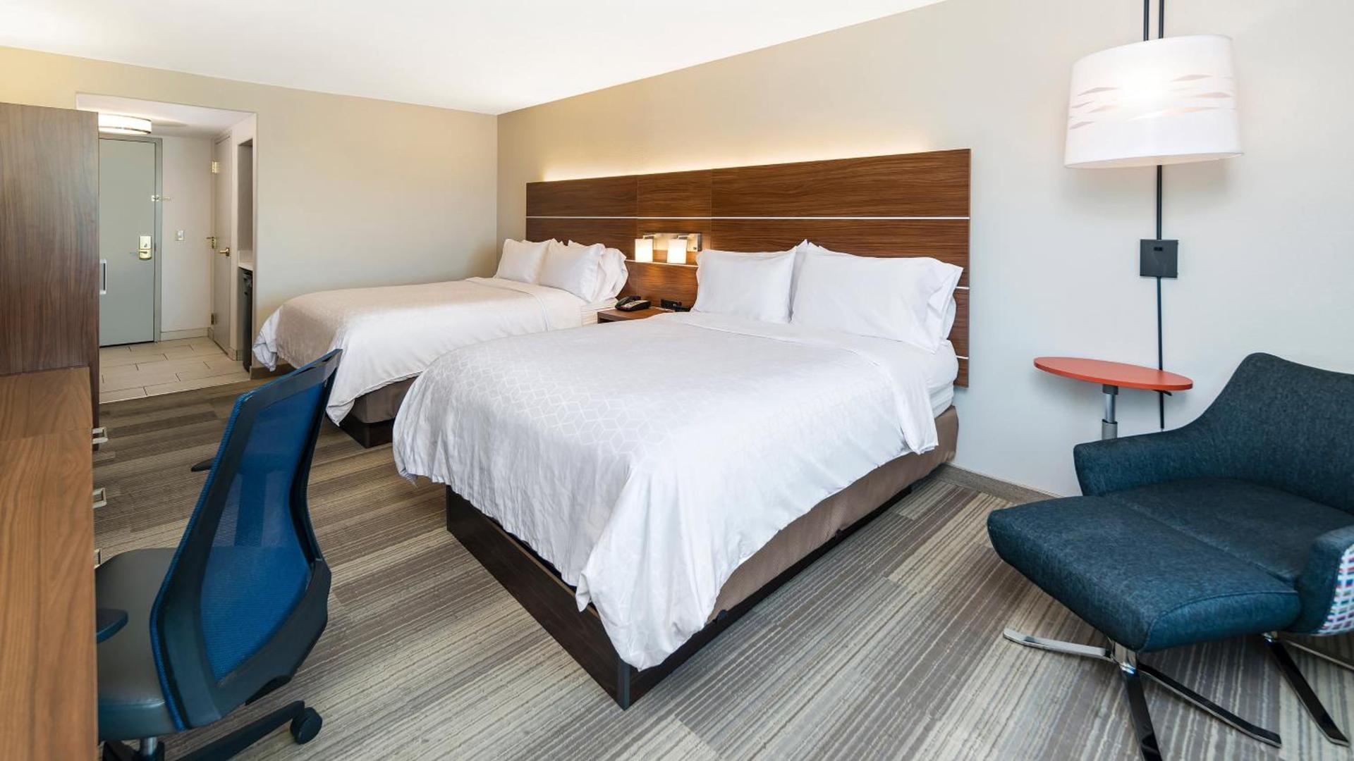 Holiday Inn Express & Suites Dinuba West by IHG photo 26
