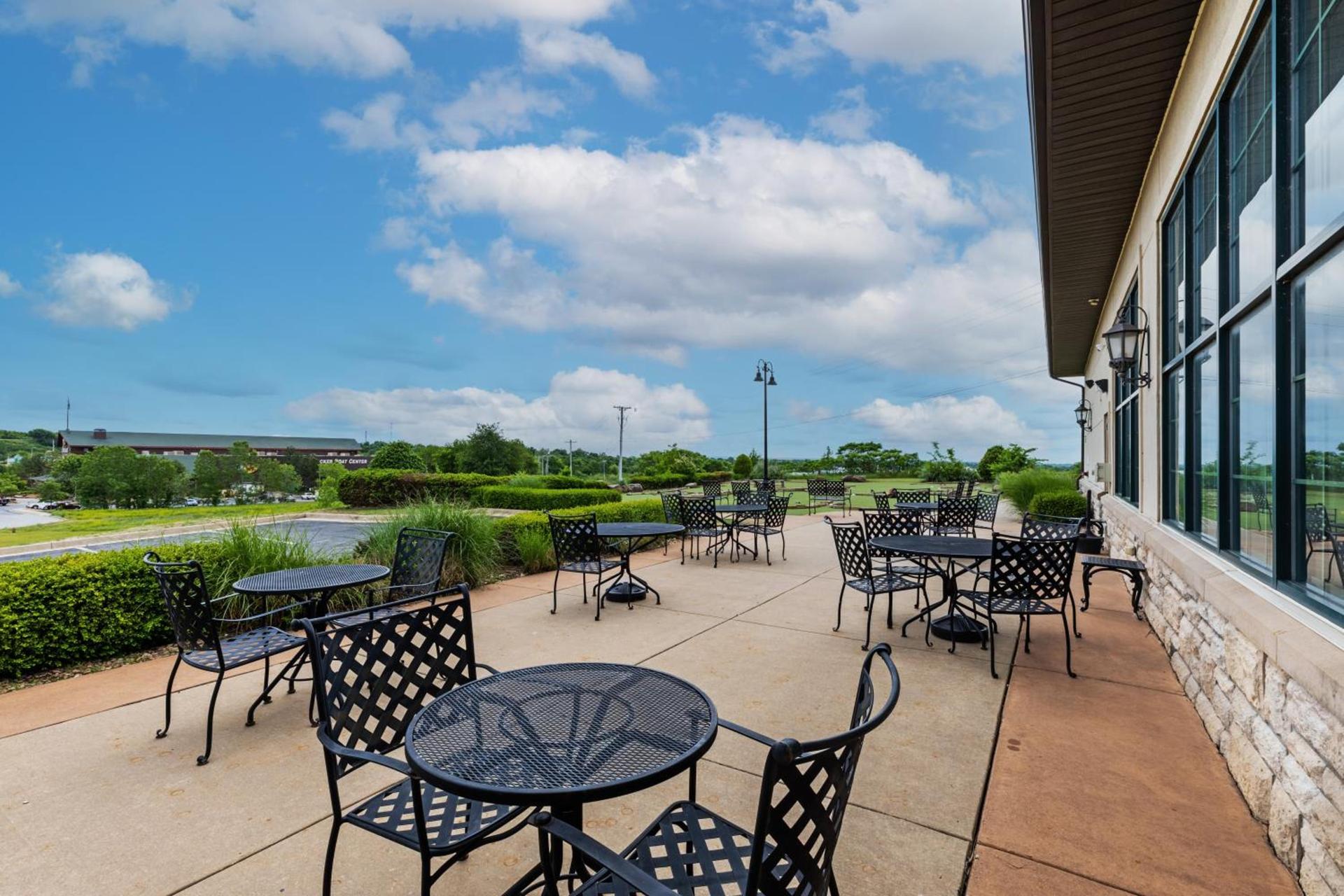 Holiday Inn Express & Suites Tulsa S Broken Arrow Hwy 51 by IHG photo 53