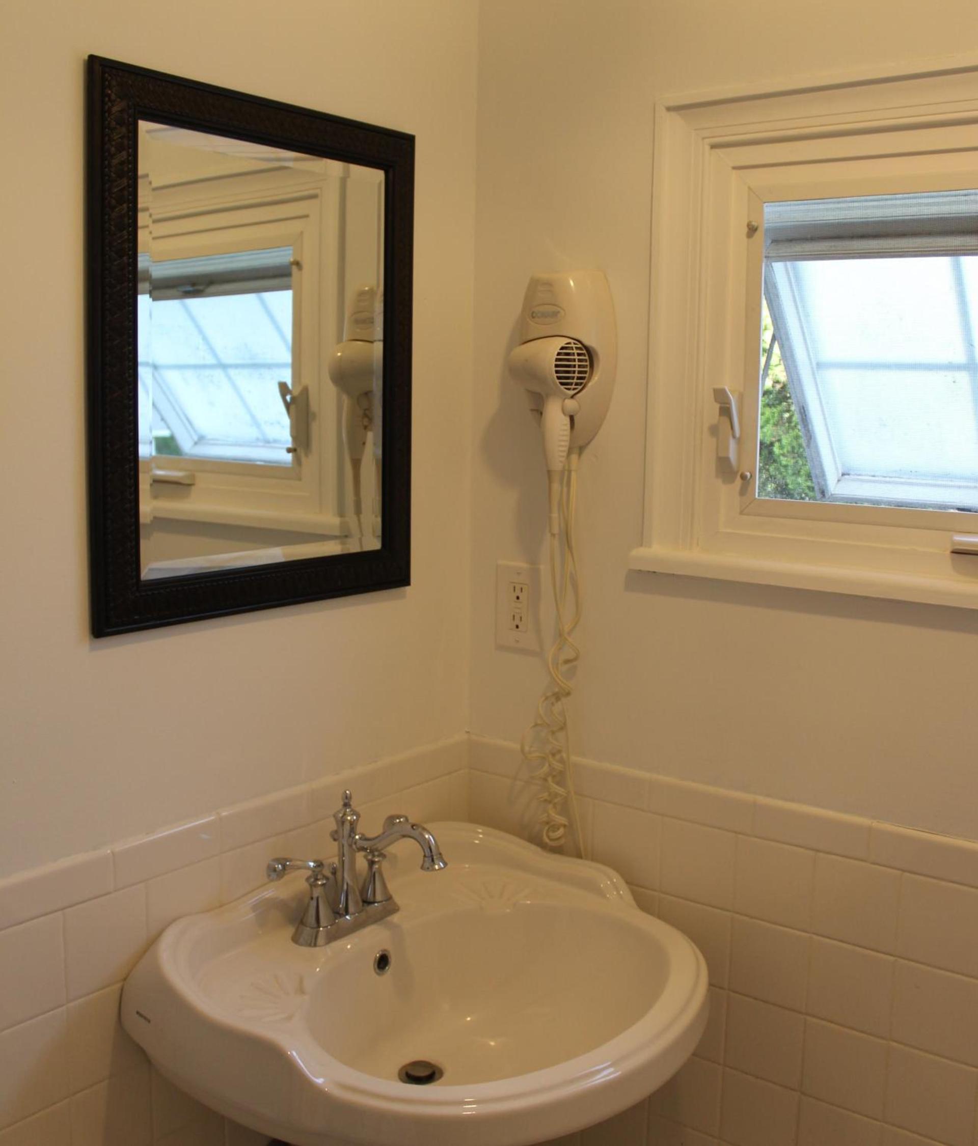 Catskill Seasons Inn photo 51