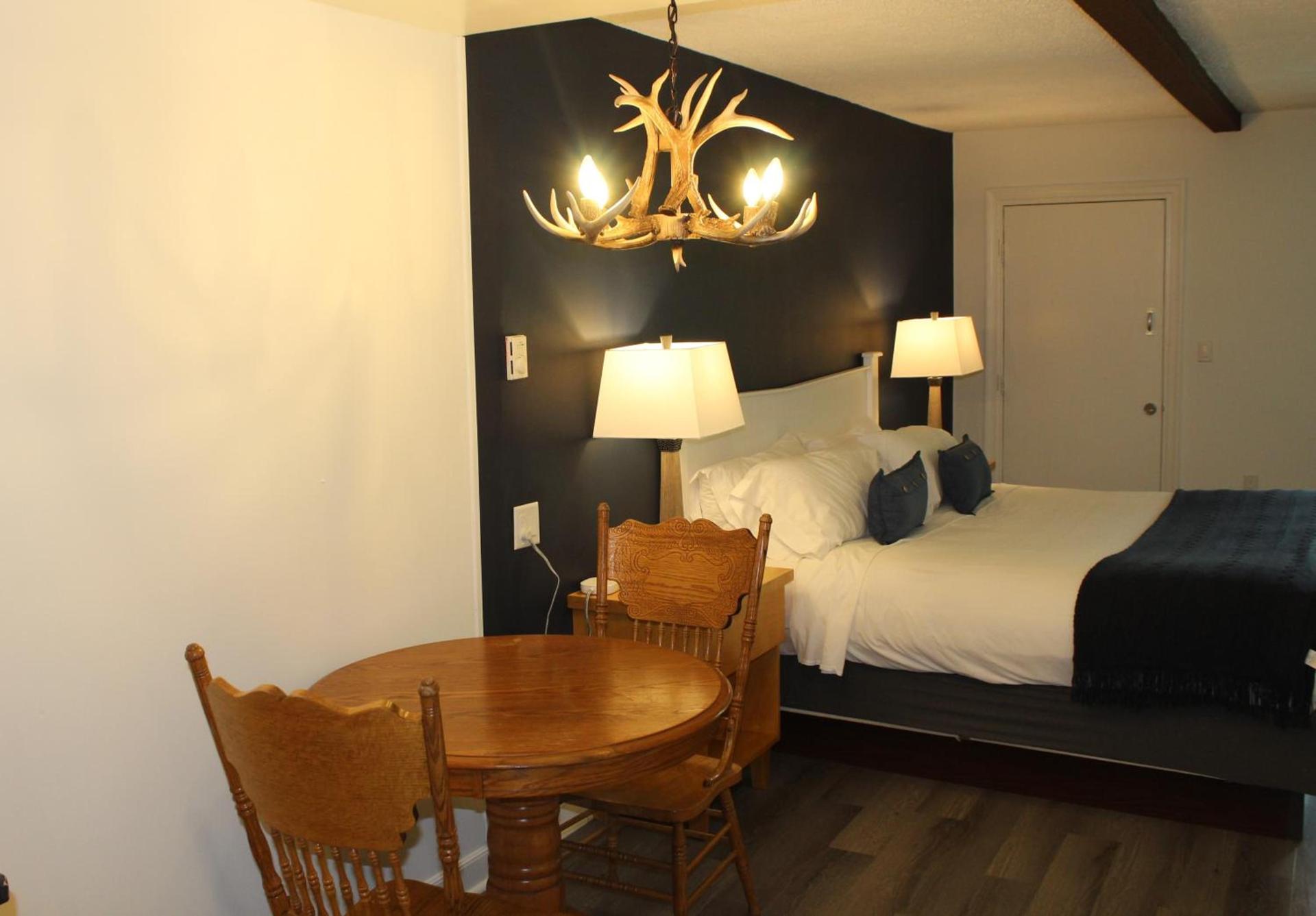 Catskill Seasons Inn photo 36