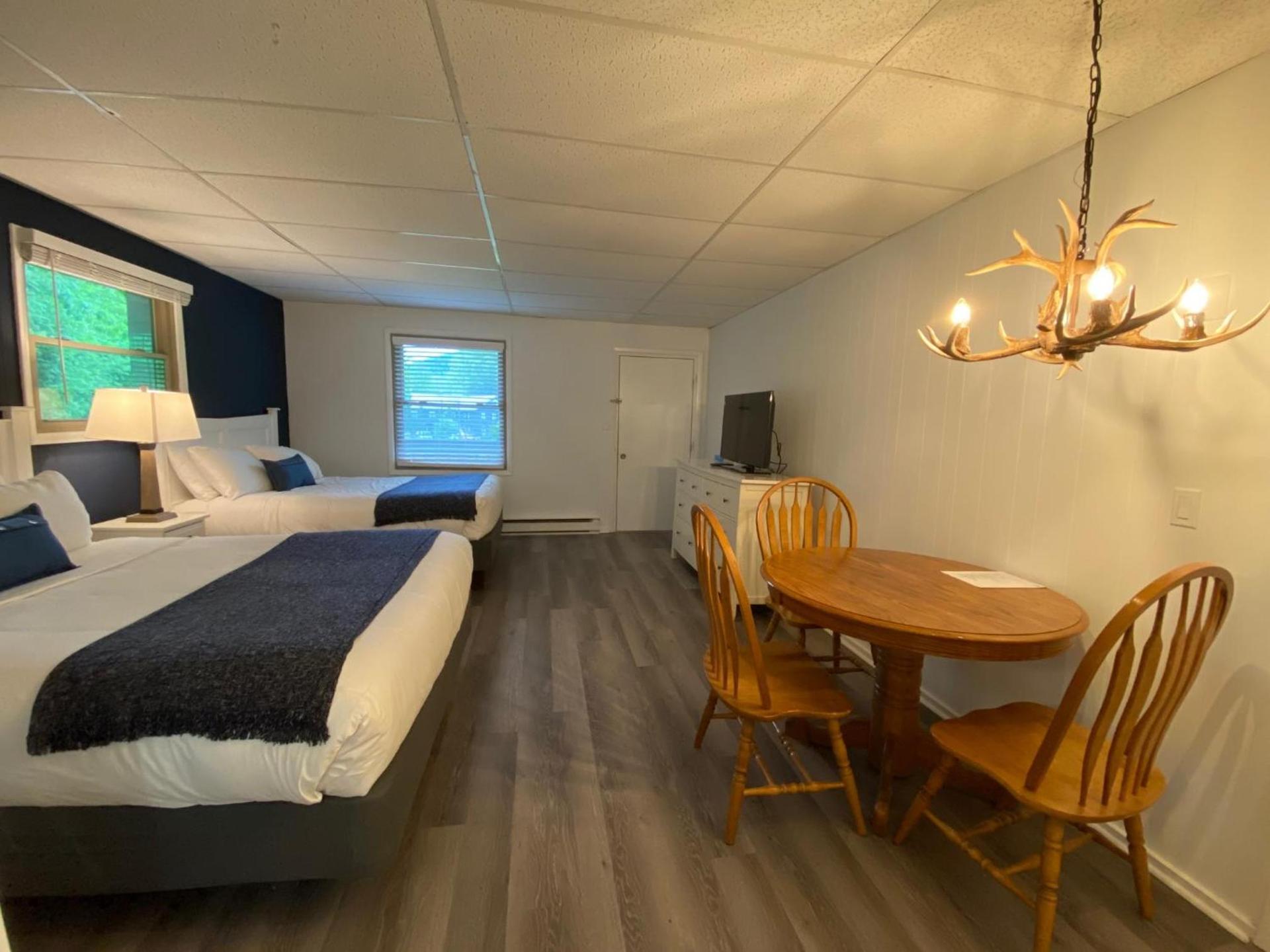 Catskill Seasons Inn photo 27