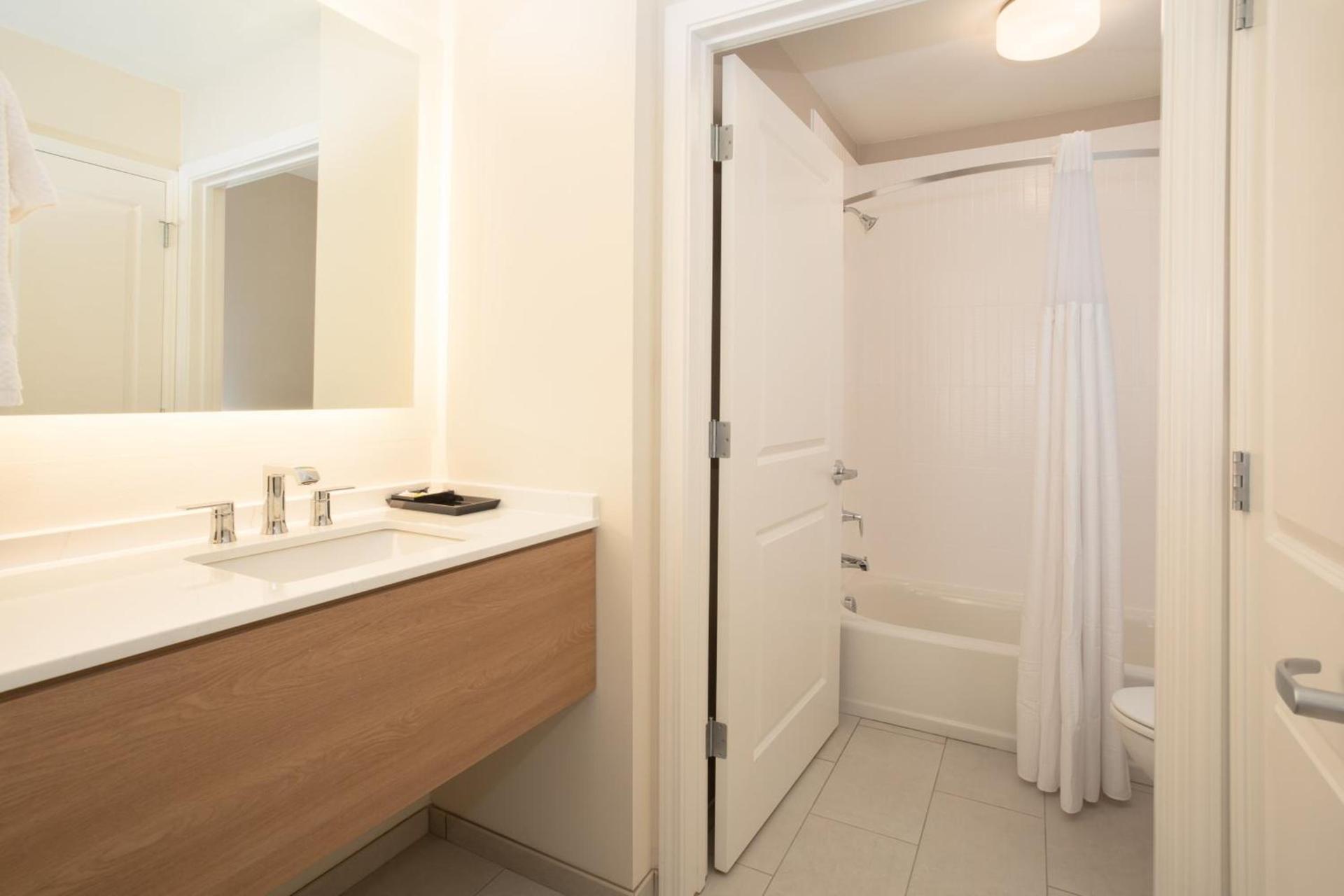 Staybridge Suites - Carson City - Tahoe Area by IHG photo 39