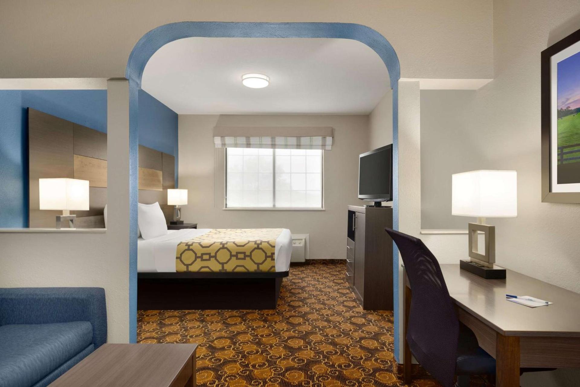 Baymont by Wyndham Winchester photo 15