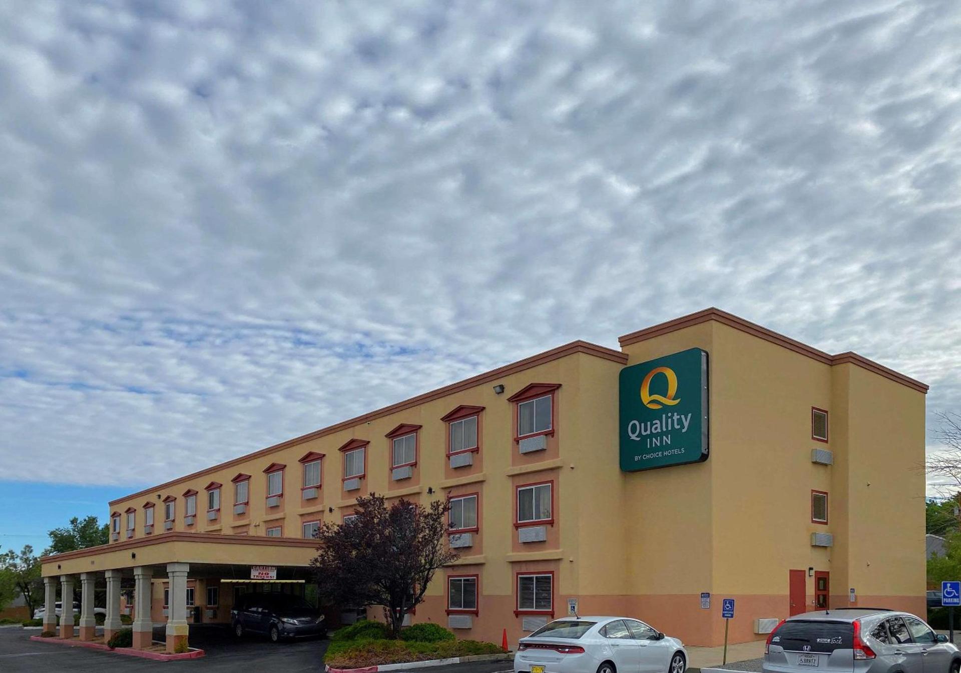 SureStay by Best Western Albuquerque East I-40 photo 1