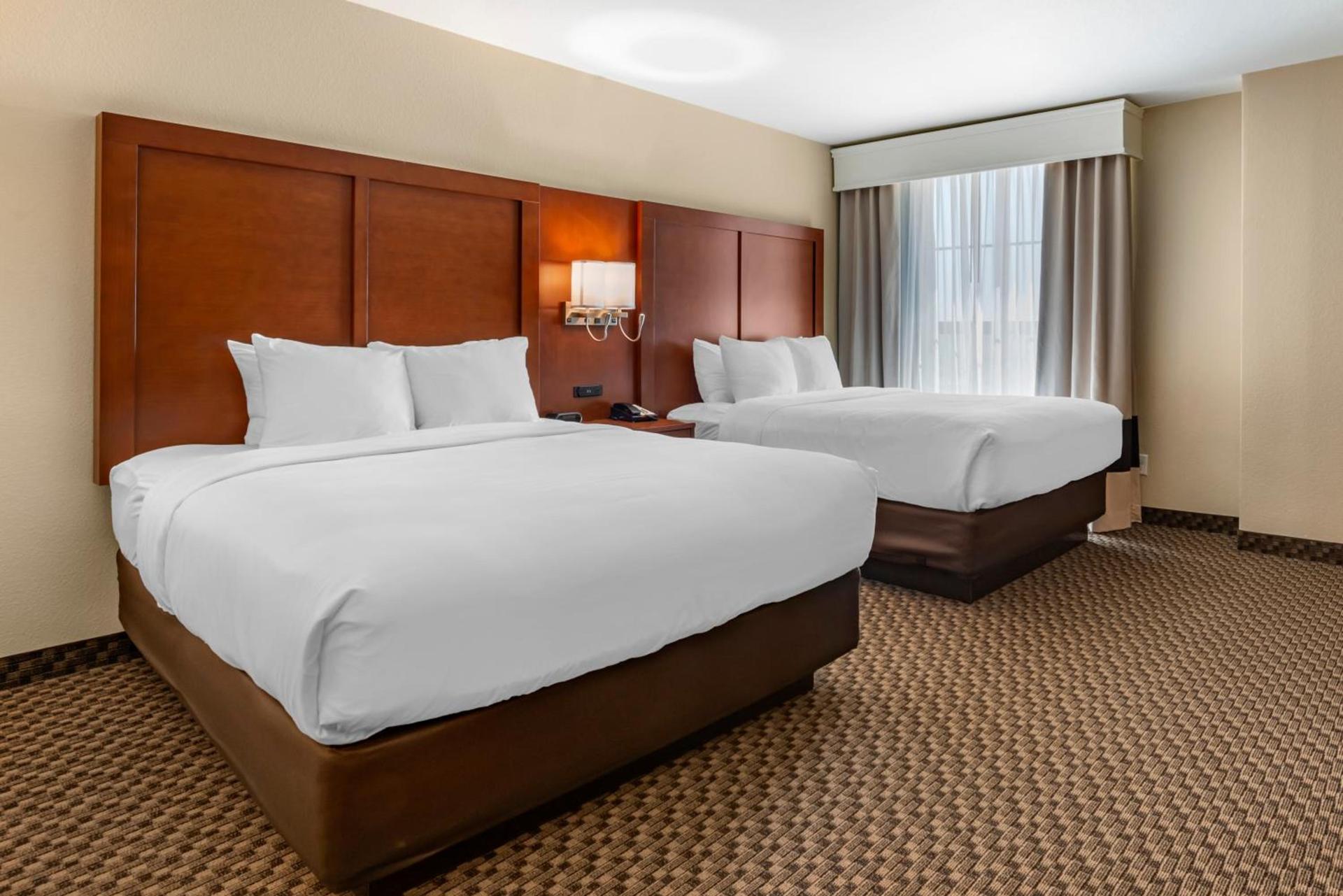 Comfort Suites Broomfield-Boulder-Interlocken photo 50